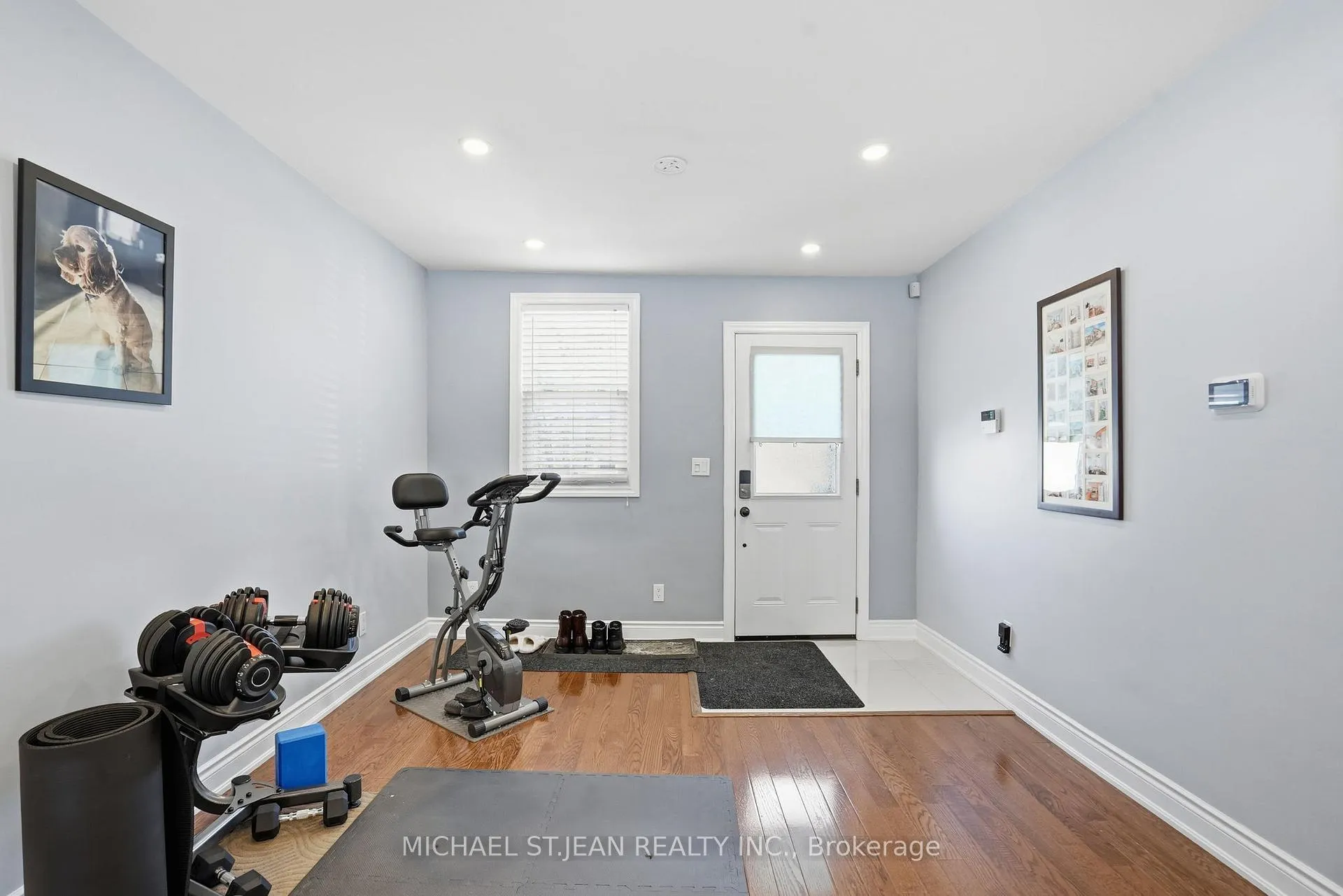Photo 5 of 746 Roxborough Avenue, Hamilton, McQuesten — HOMEH