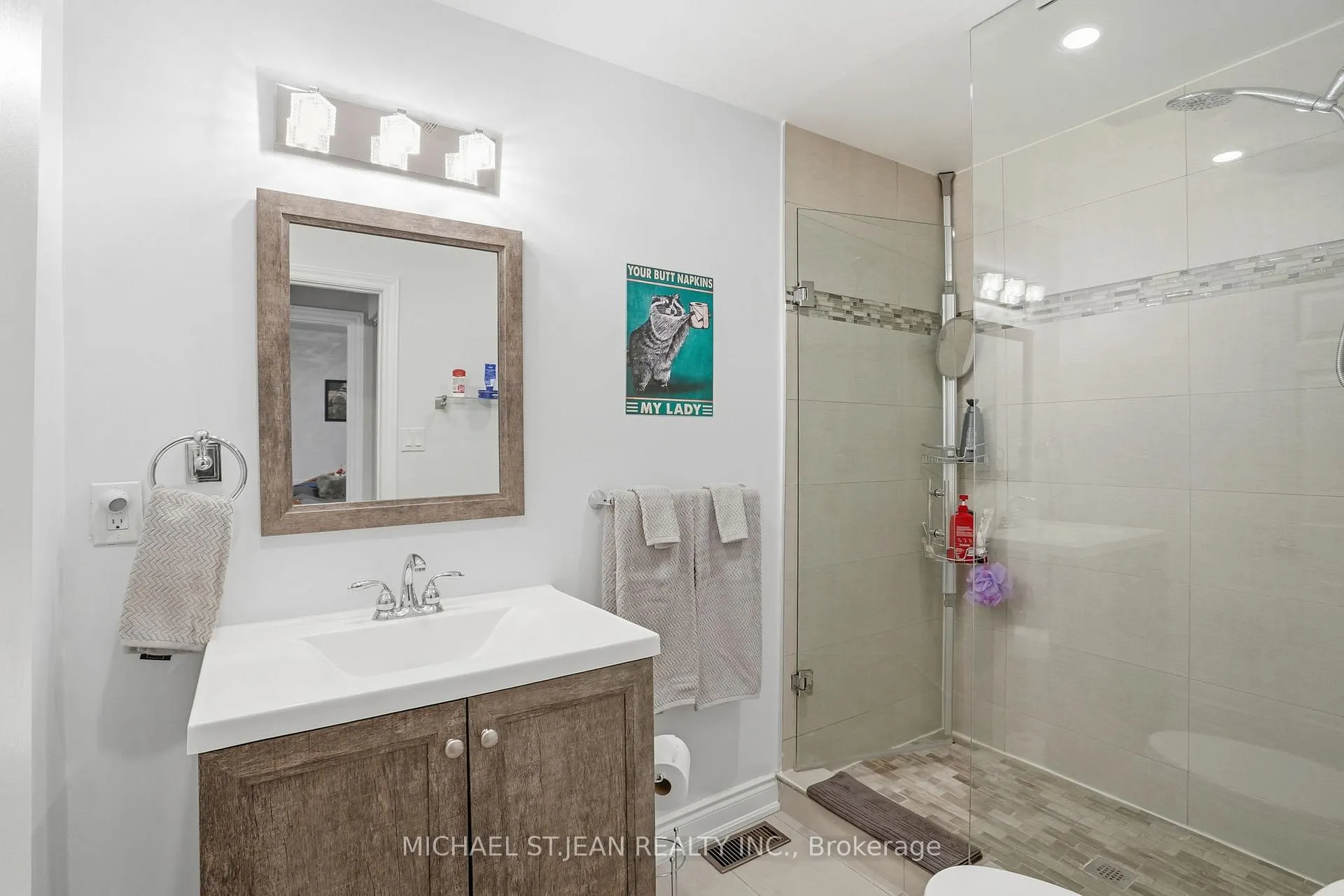 Photo 26 of 746 Roxborough Avenue, Hamilton, McQuesten — HOMEH