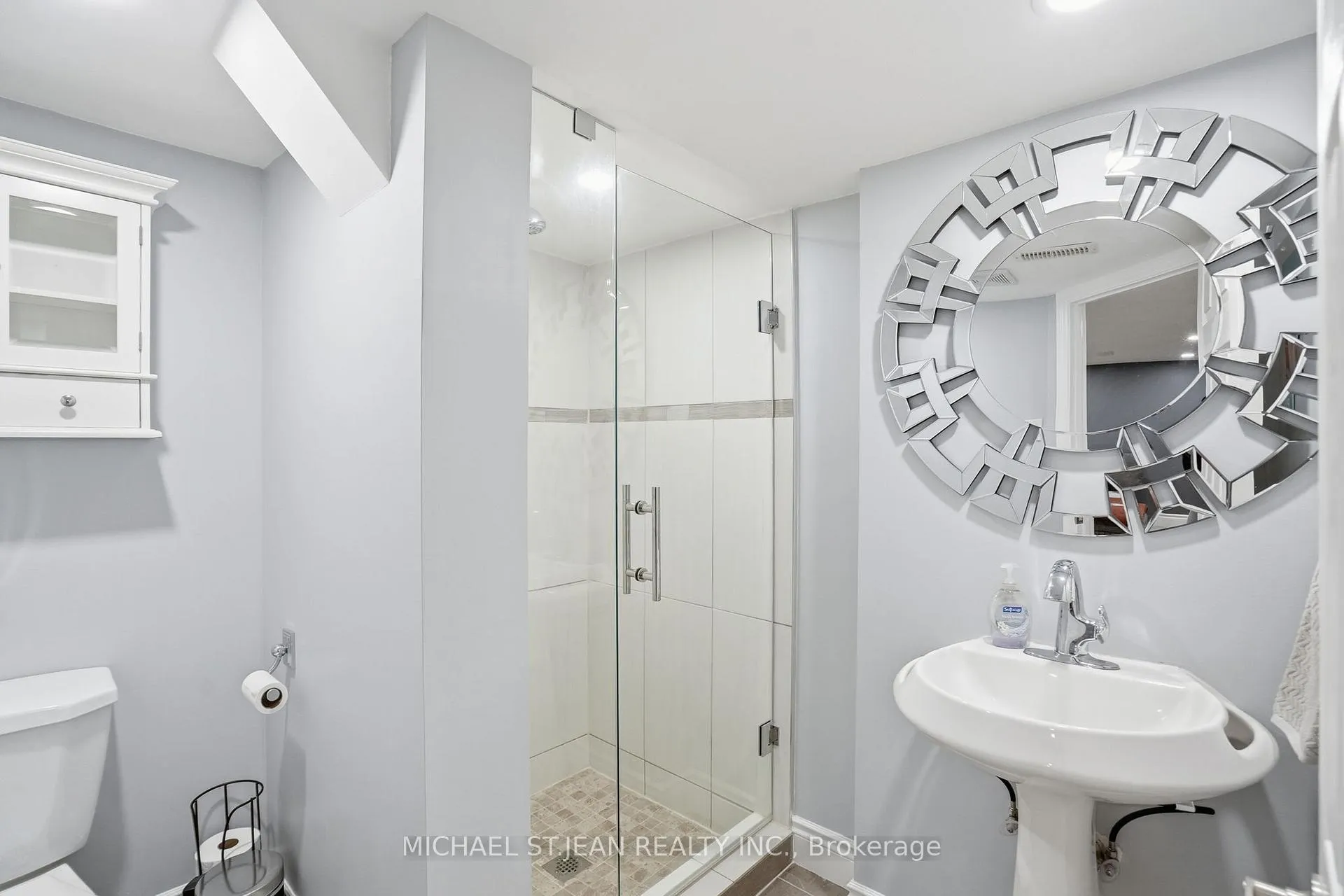 Photo 31 of 746 Roxborough Avenue, Hamilton, McQuesten — HOMEH