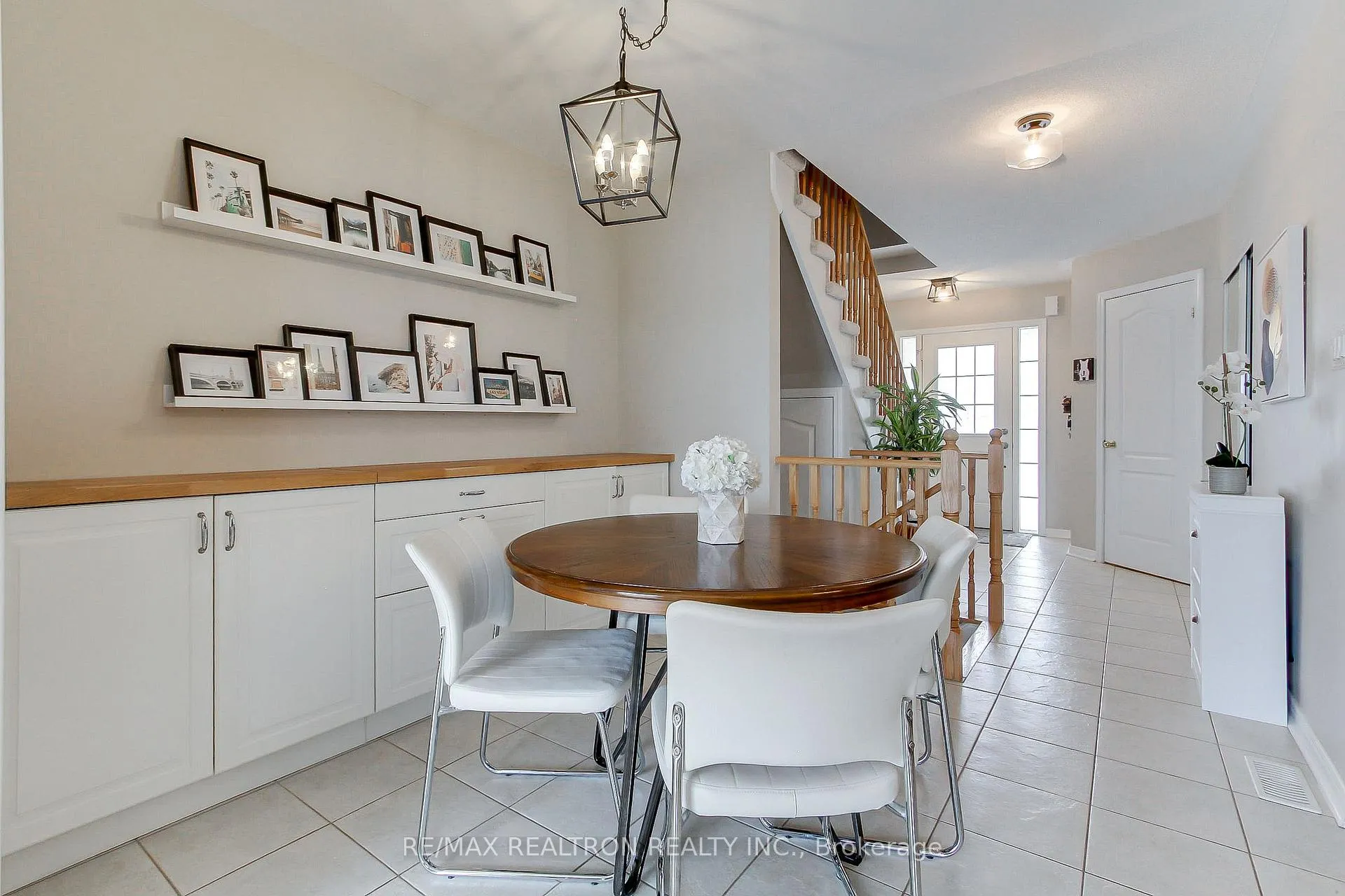 Photo 10 of 144 Shrewsbury Drive, Whitby, Brooklin — HOMEH