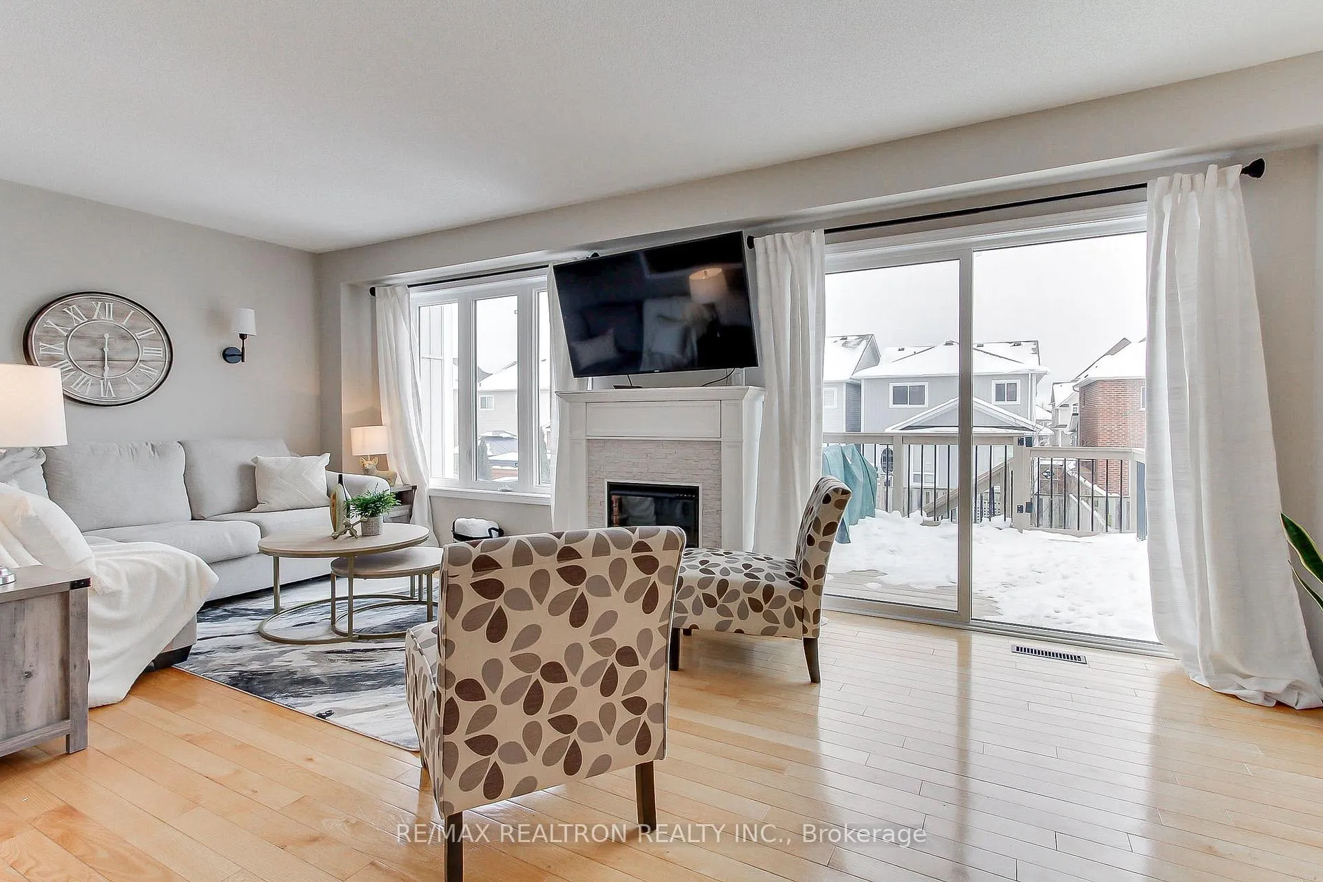 Photo 13 of 144 Shrewsbury Drive, Whitby, Brooklin — HOMEH