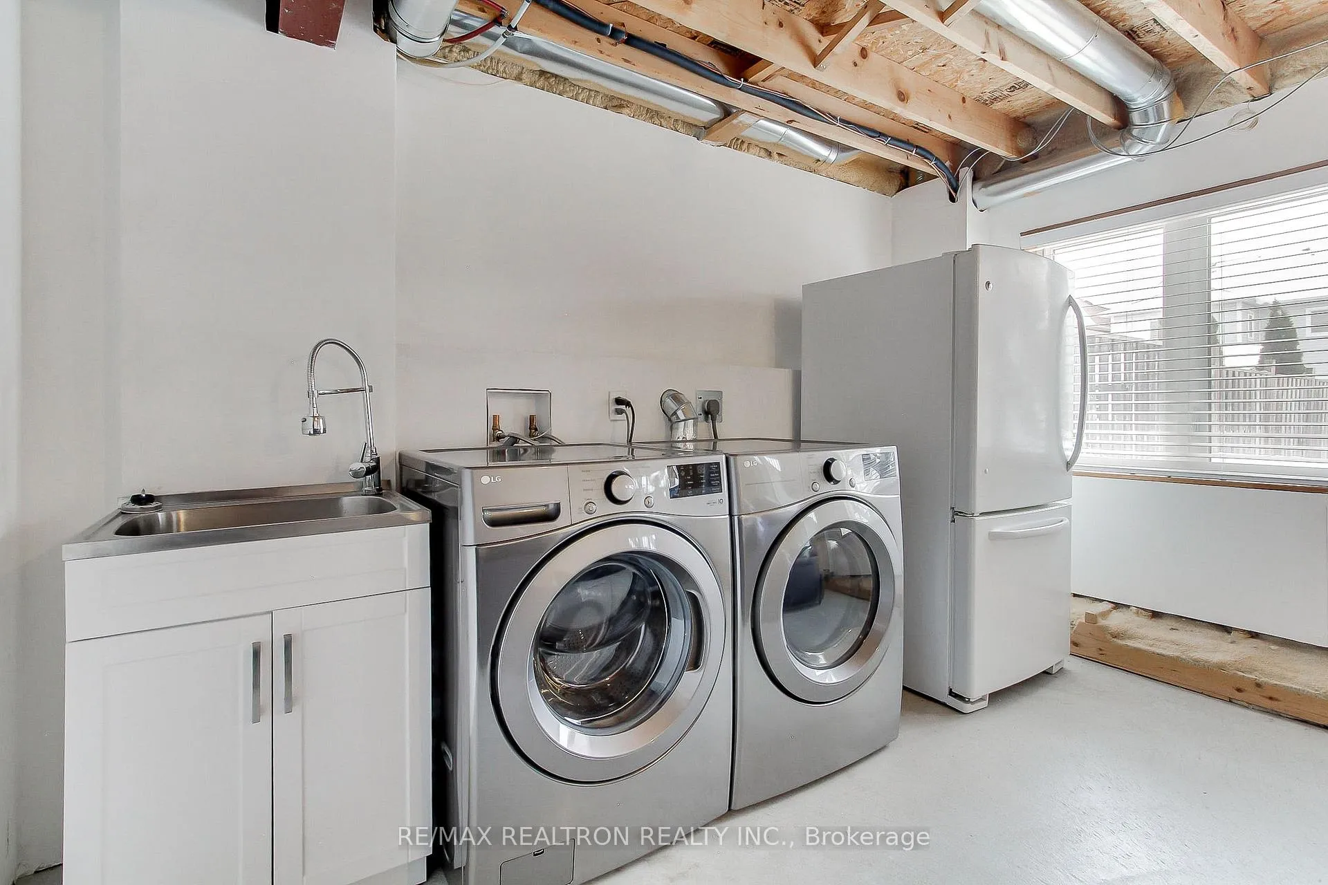 Photo 27 of 144 Shrewsbury Drive, Whitby, Brooklin — HOMEH