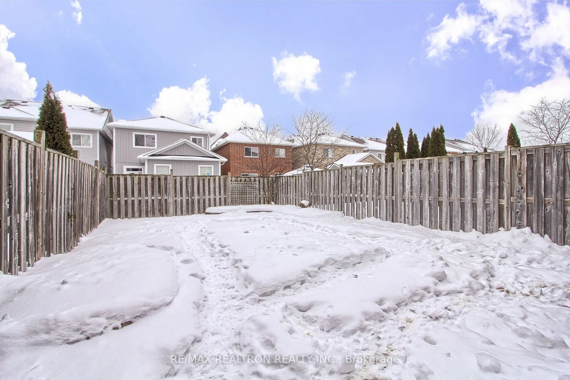 Photo 28 of 144 Shrewsbury Drive, Whitby, Brooklin — HOMEH