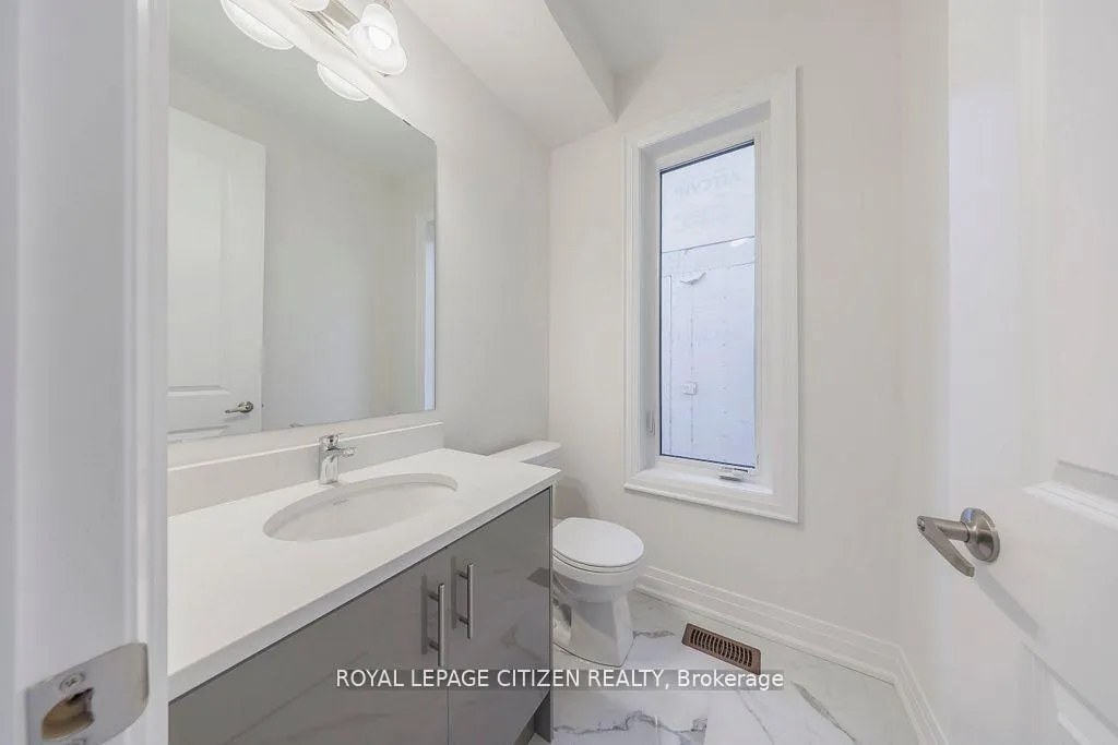 Photo 4 of 26 Wesley Brooks Street, Clarington, Newcastle — HOMEH