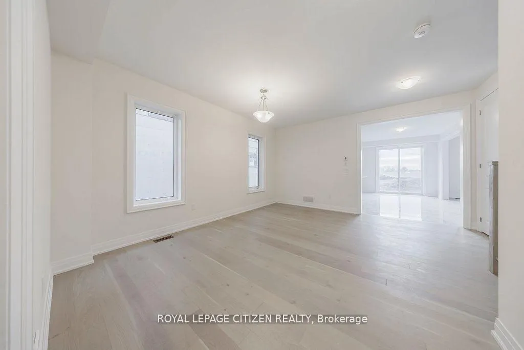 Photo 6 of 26 Wesley Brooks Street, Clarington, Newcastle — HOMEH
