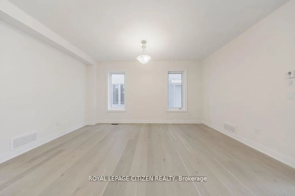 Photo 7 of 26 Wesley Brooks Street, Clarington, Newcastle — HOMEH