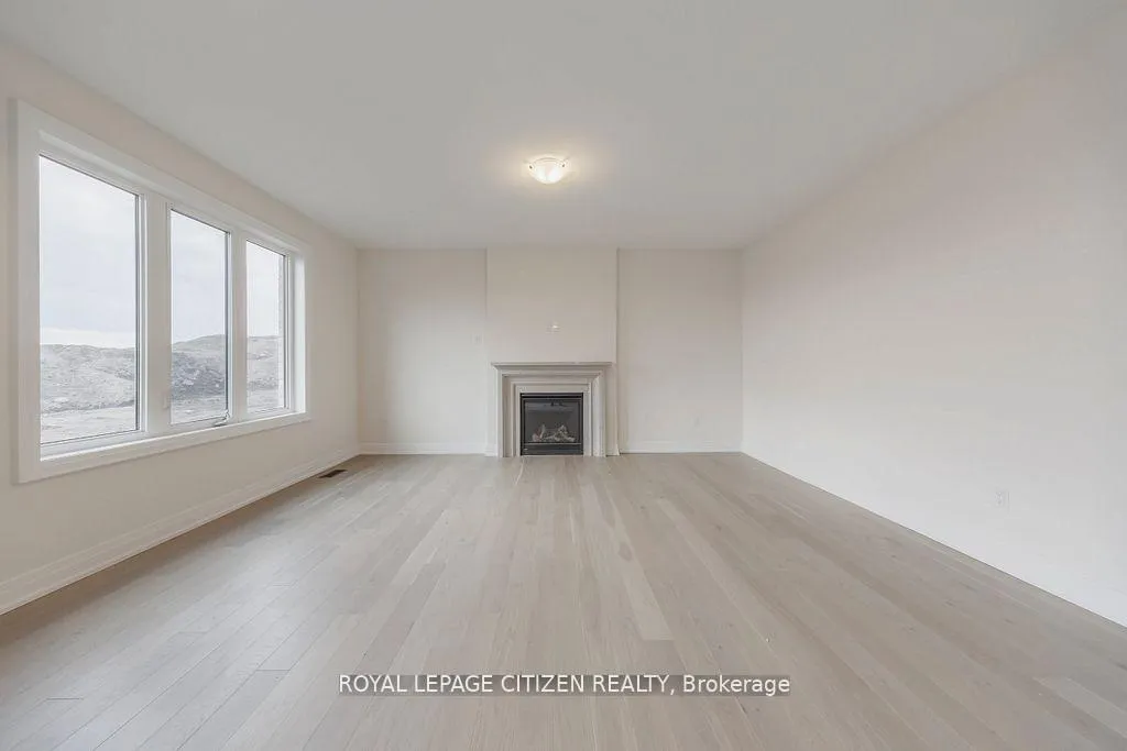 Photo 15 of 26 Wesley Brooks Street, Clarington, Newcastle — HOMEH