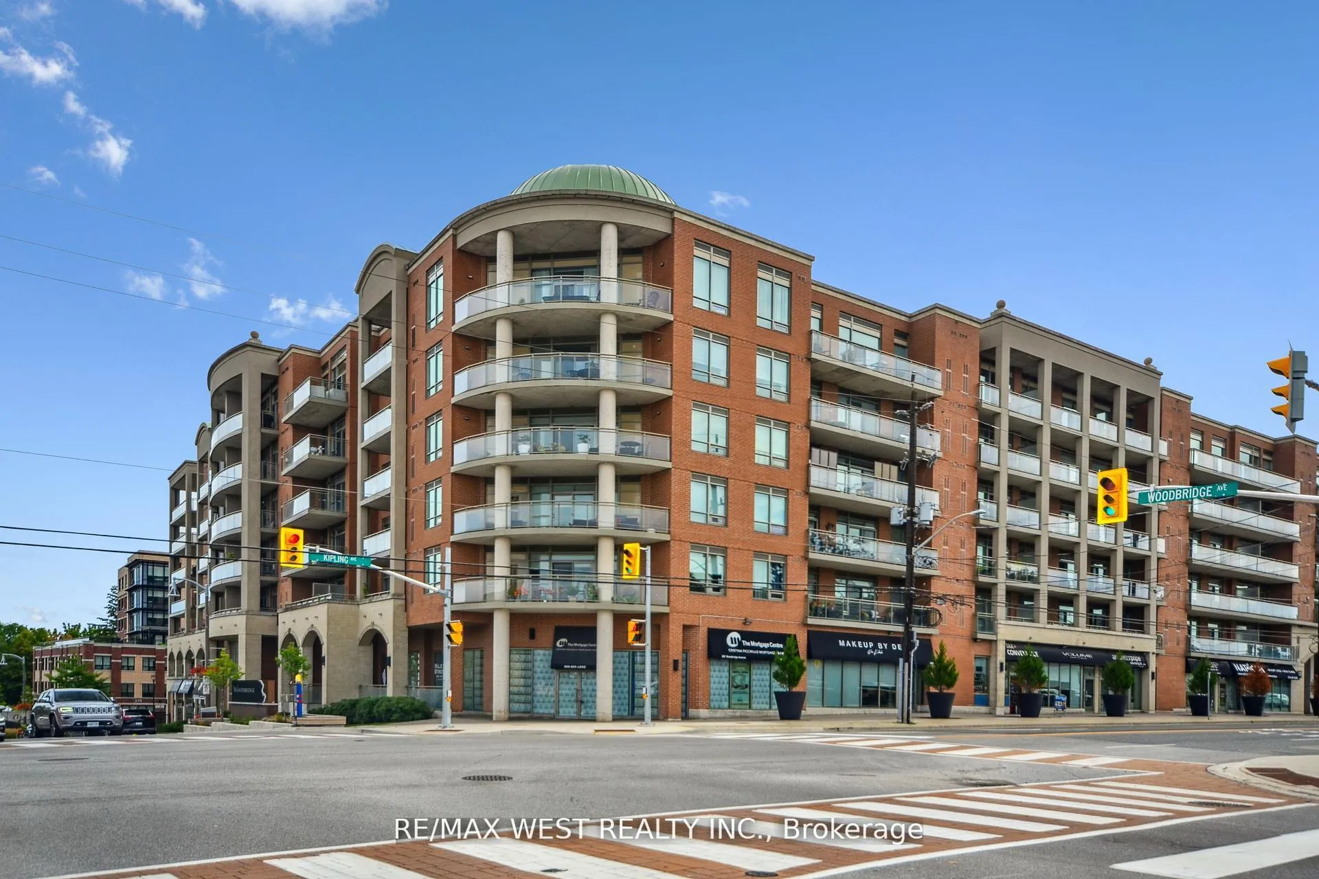 Front of Unit 321, 281 Woodbridge Avenue