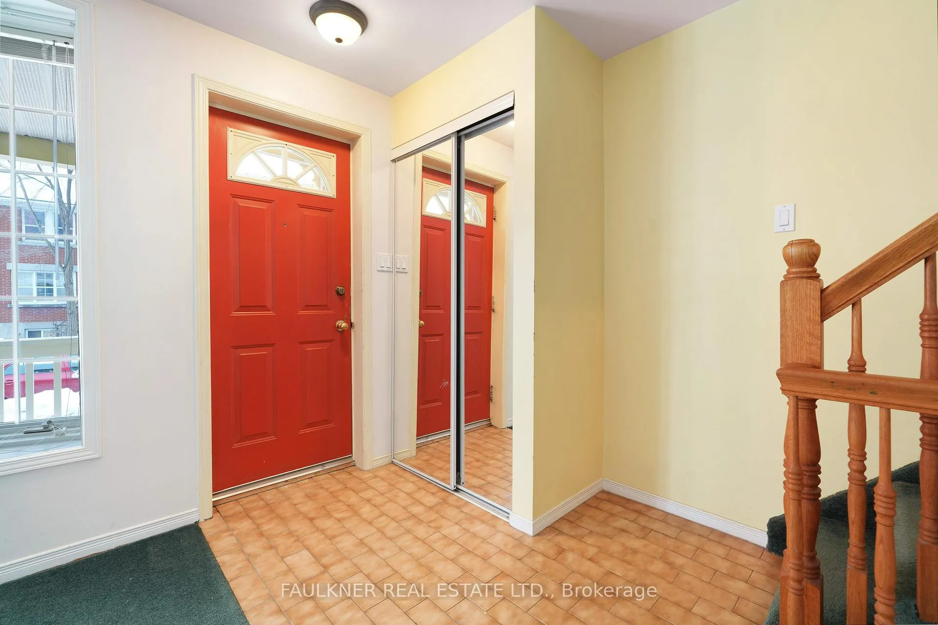 Photo 3 of 147 McGillivray Street, Ottawa, Ottawa East — HOMEH