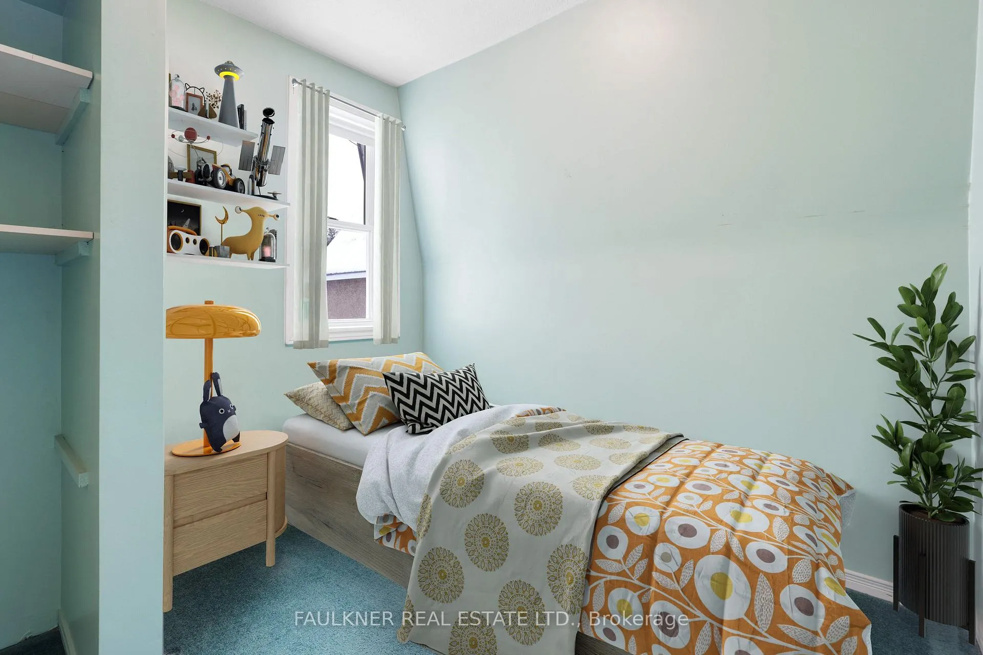 Photo 13 of 147 McGillivray Street, Ottawa, Ottawa East — HOMEH