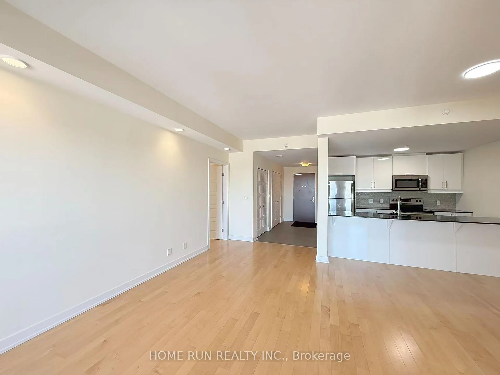 Photo 3 of Unit 912, 330 Titan Private, Ottawa, Borden Farm/Stewart Farm/Carleton Heights/Parkwood Hills — HOMEH