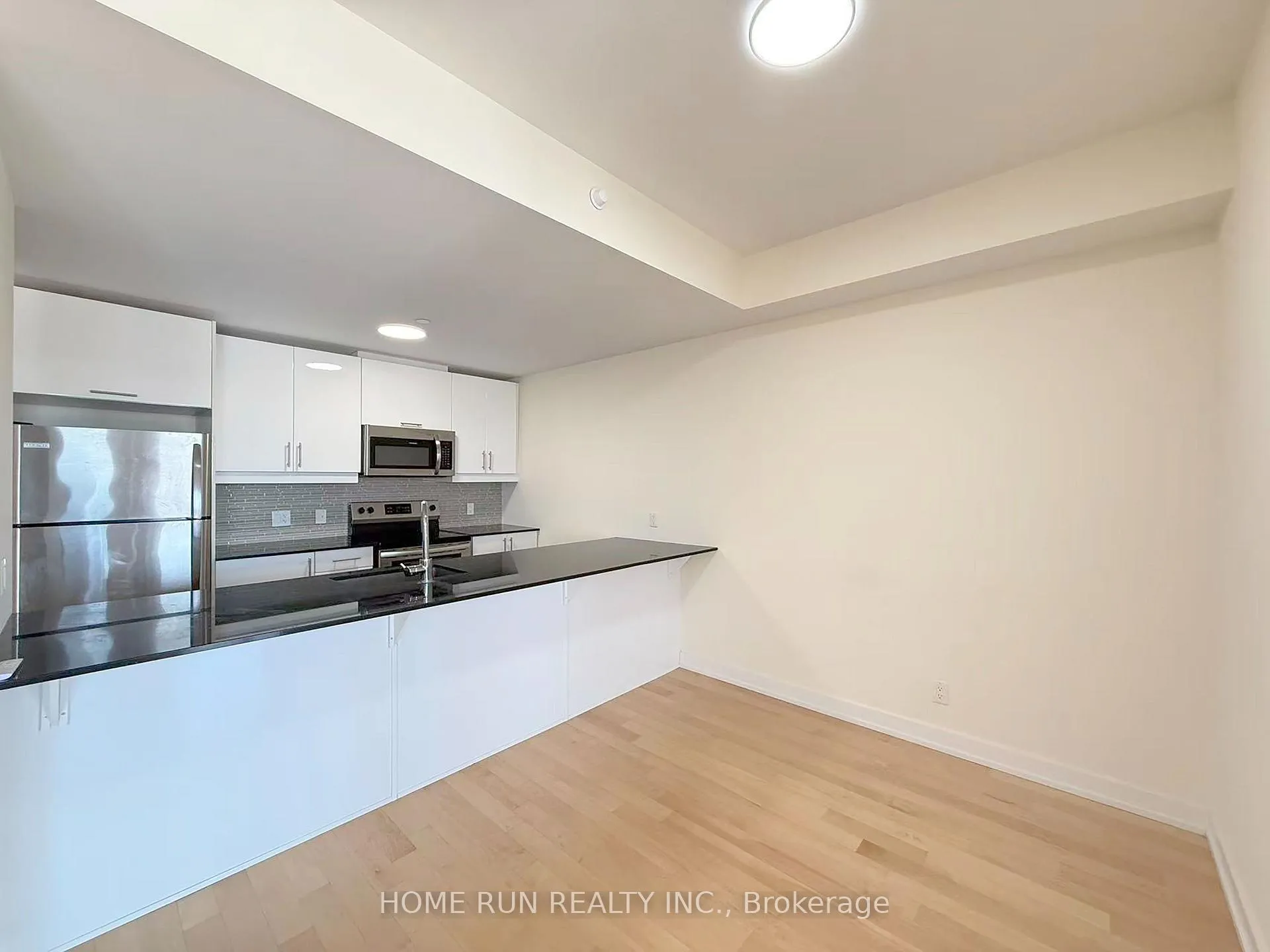 Photo 8 of Unit 912, 330 Titan Private, Ottawa, Borden Farm/Stewart Farm/Carleton Heights/Parkwood Hills — HOMEH