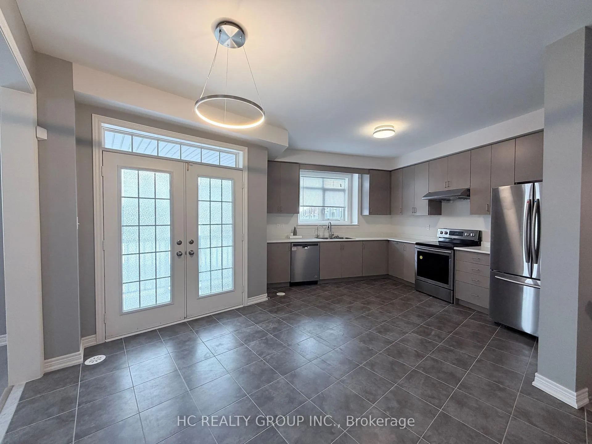 Photo 5 of 152 Roy Grove Way, Markham, Greensborough — HOMEH
