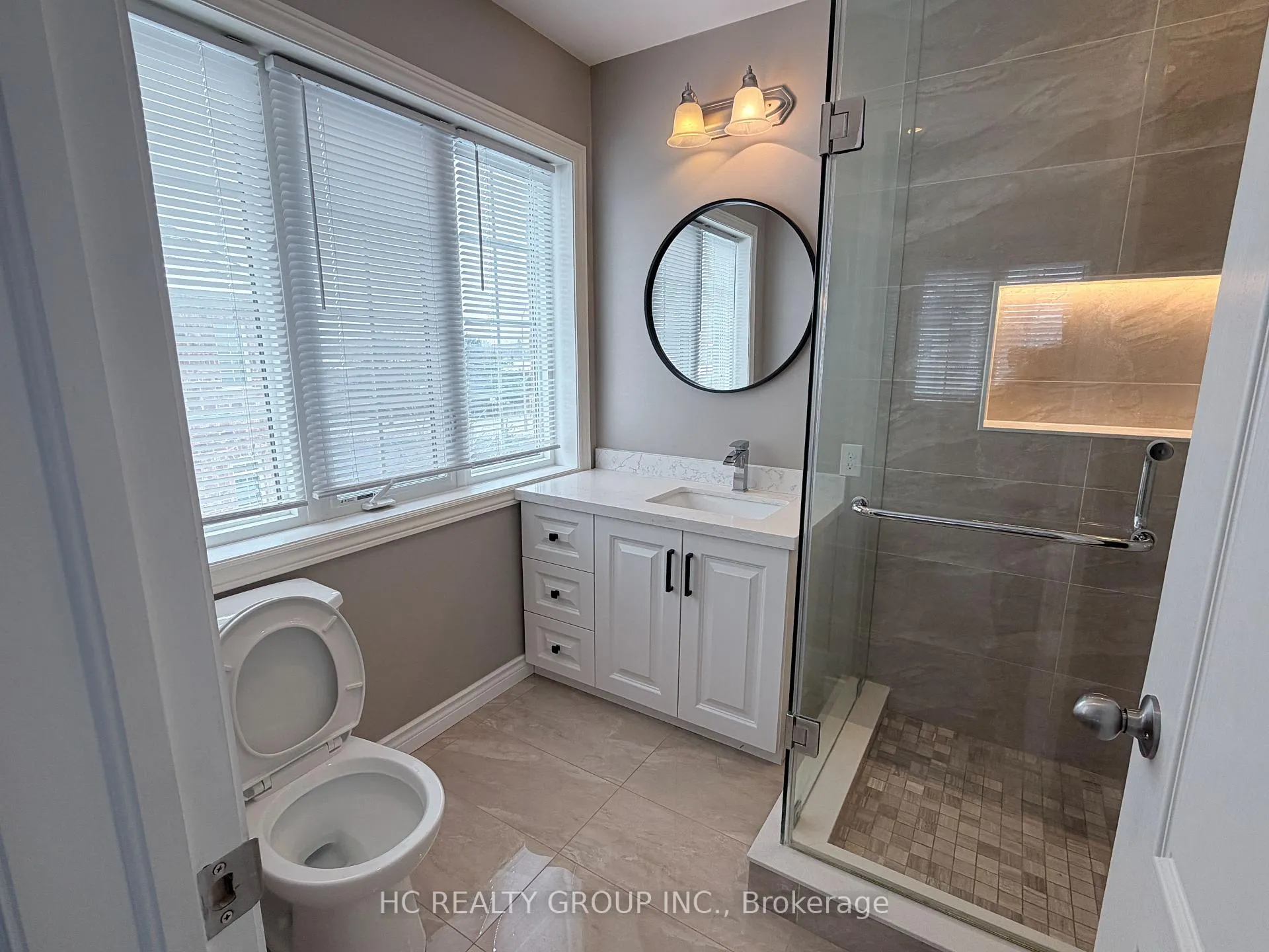Photo 10 of 152 Roy Grove Way, Markham, Greensborough — HOMEH