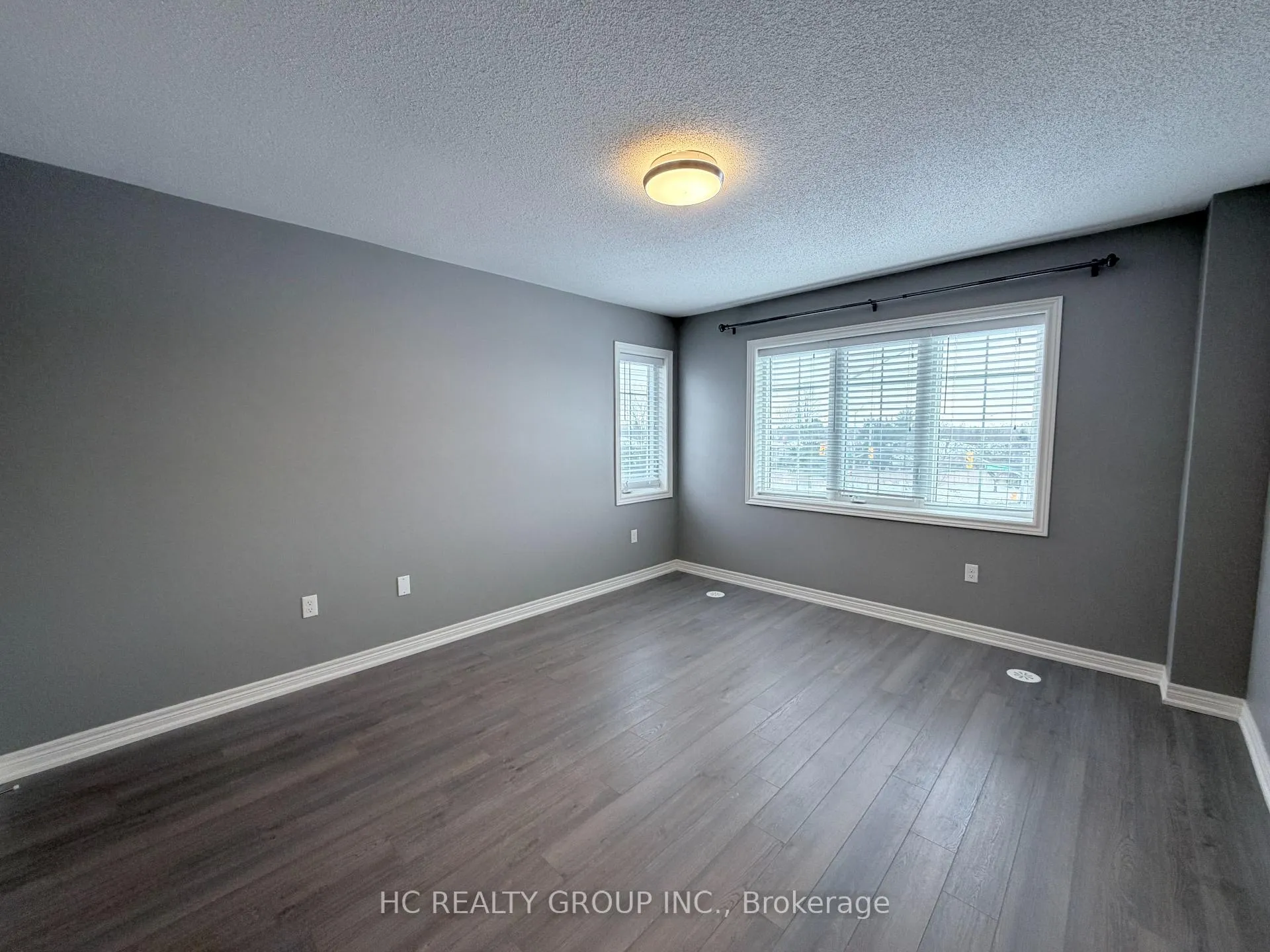 Photo 11 of 152 Roy Grove Way, Markham, Greensborough — HOMEH