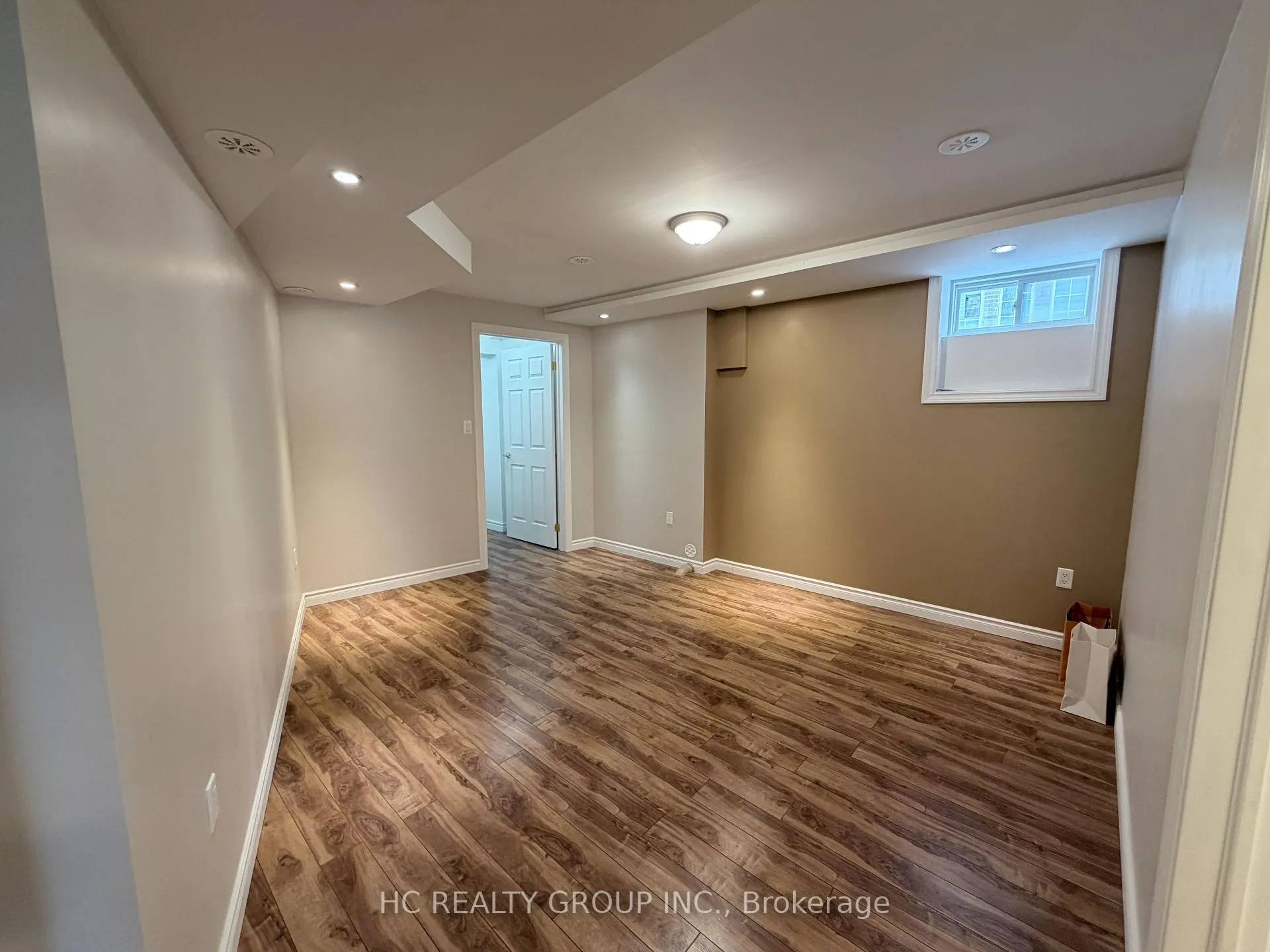 Photo 16 of 152 Roy Grove Way, Markham, Greensborough — HOMEH