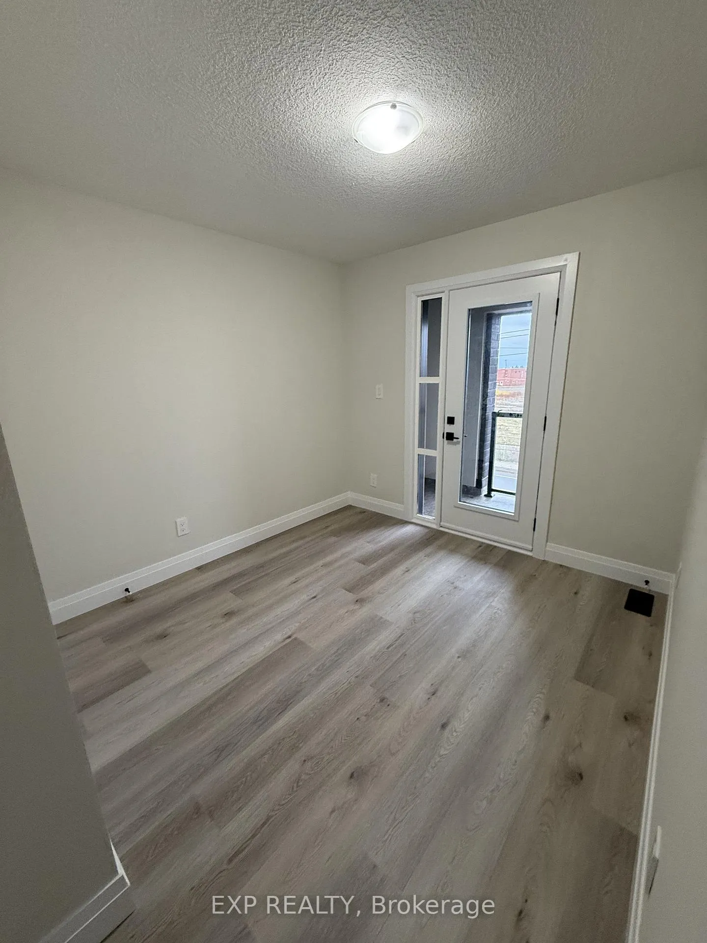 Photo 19 of 13 Keystone Trail, Welland, Lincoln/Crowland — HOMEH
