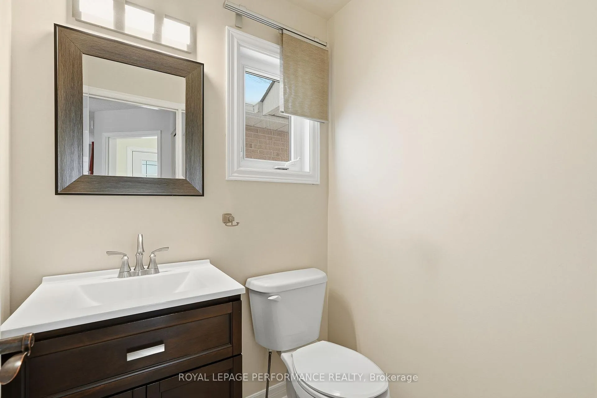 Photo 9 of 1853 Sunland Drive, Ottawa, Fallingbrook/Gardenway South — HOMEH