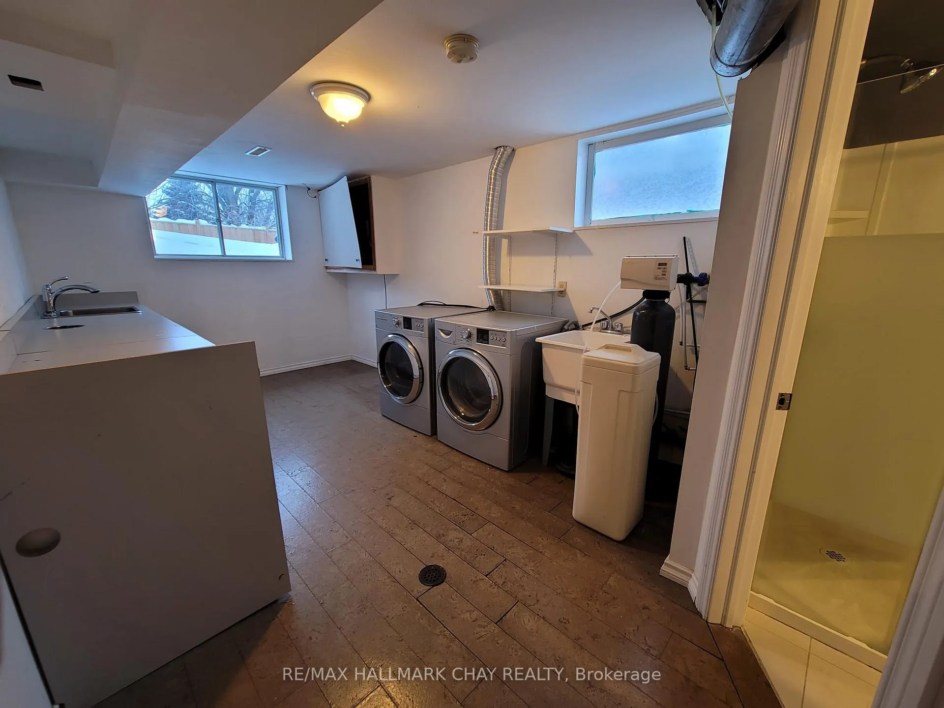 Photo 14 of 39 Bernick Drive, Barrie, Grove East — HOMEH