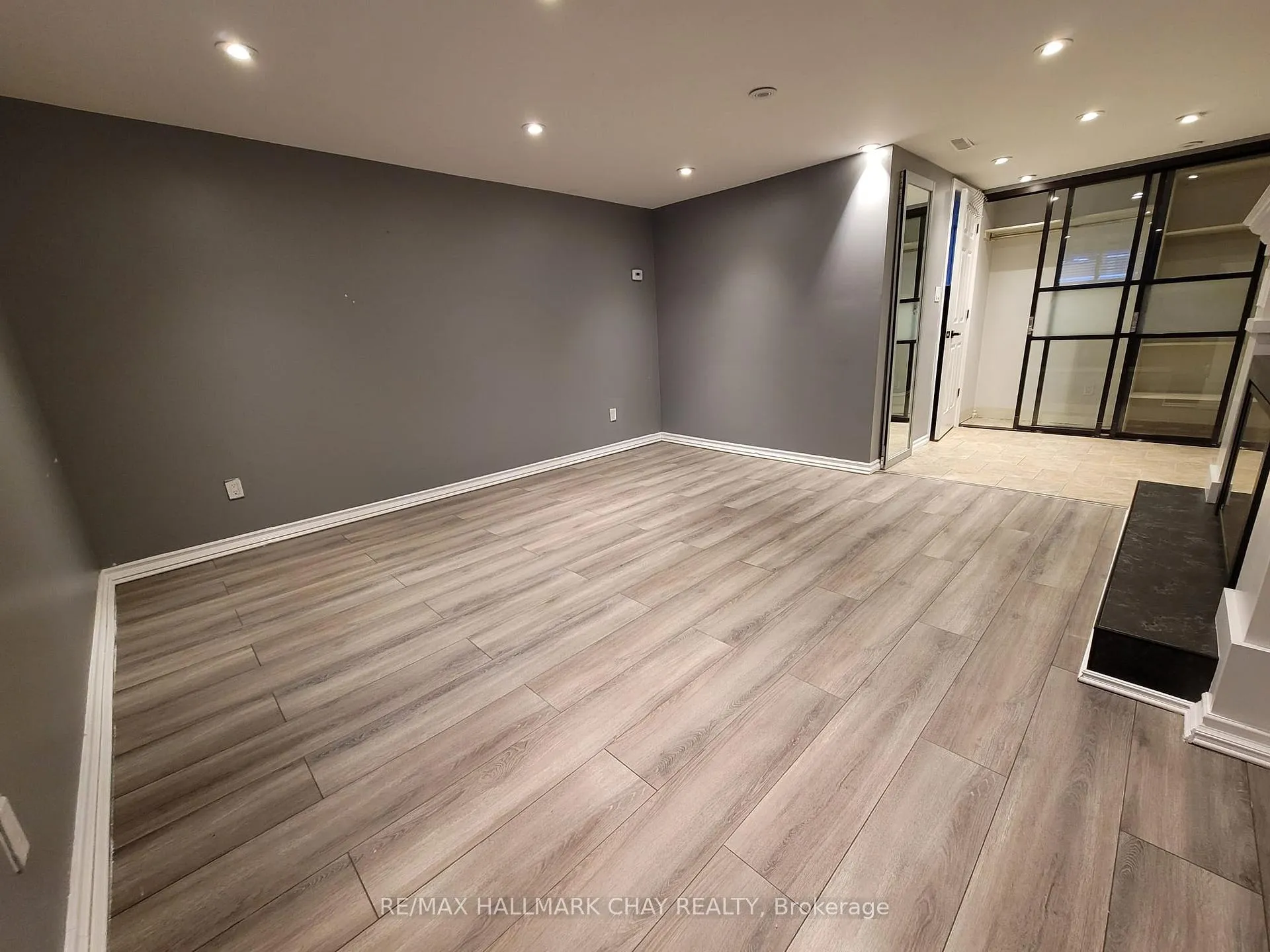 Photo 17 of 39 Bernick Drive, Barrie, Grove East — HOMEH