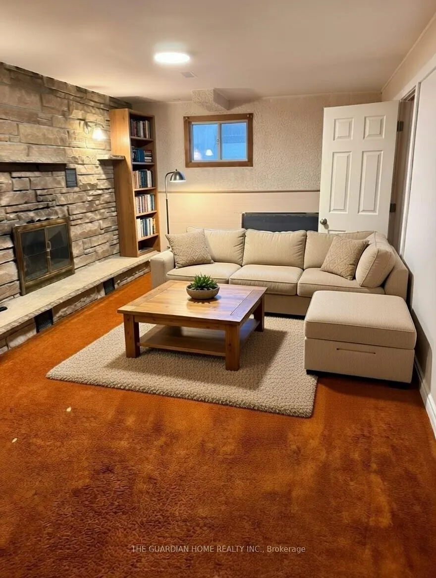Photo 8 of 17 Goldring Drive, Whitby, Lynde Creek — HOMEH
