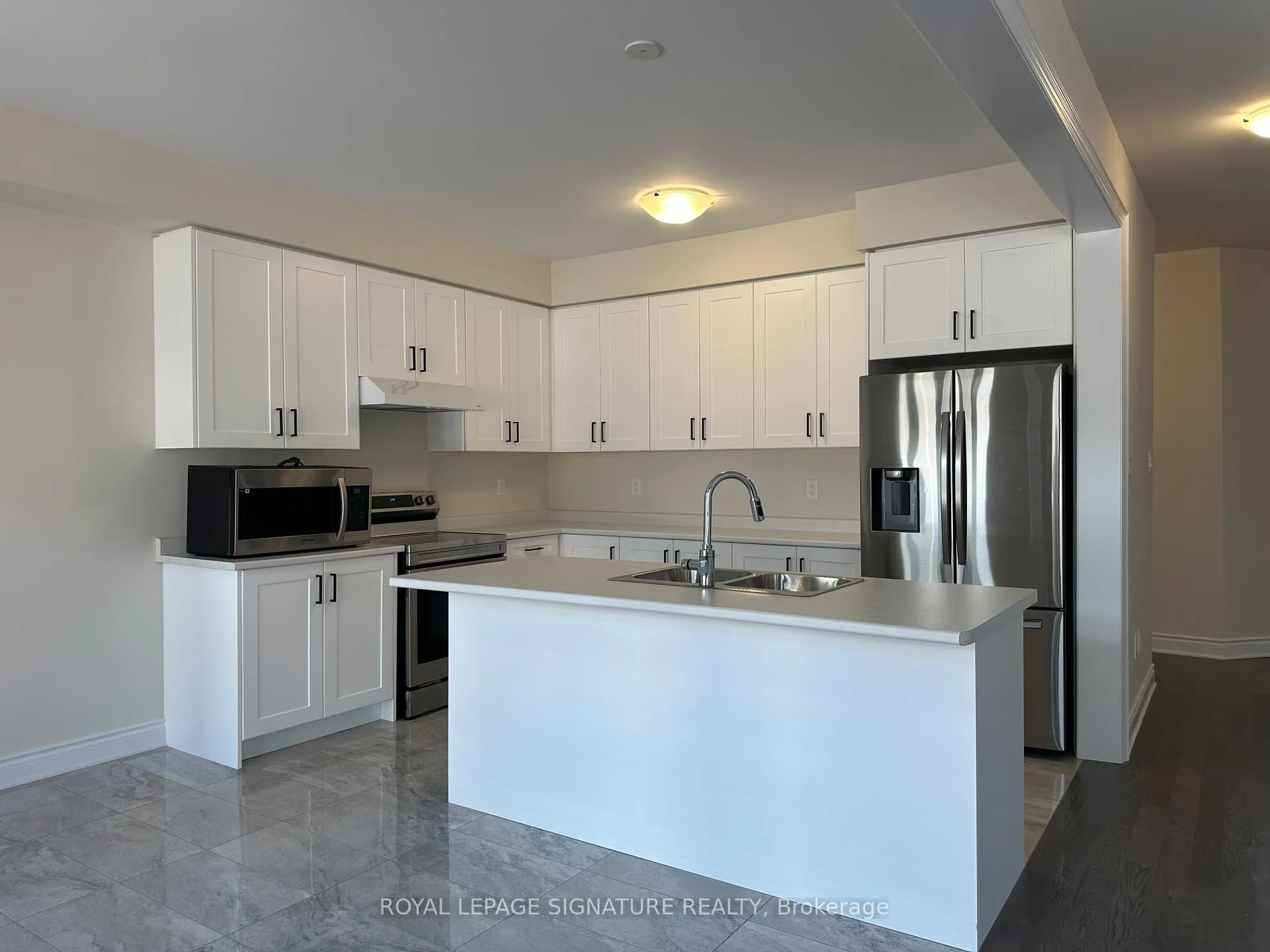 Photo 9 of 298 Forks Road, Welland, Dain City — HOMEH