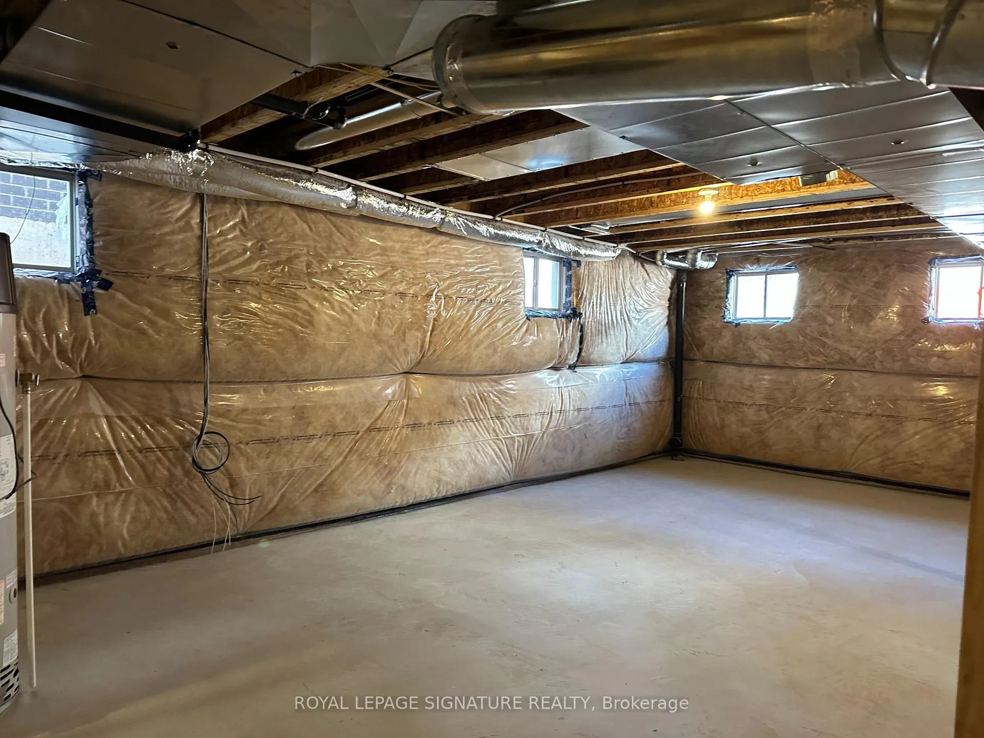 Photo 38 of 298 Forks Road, Welland, Dain City — HOMEH