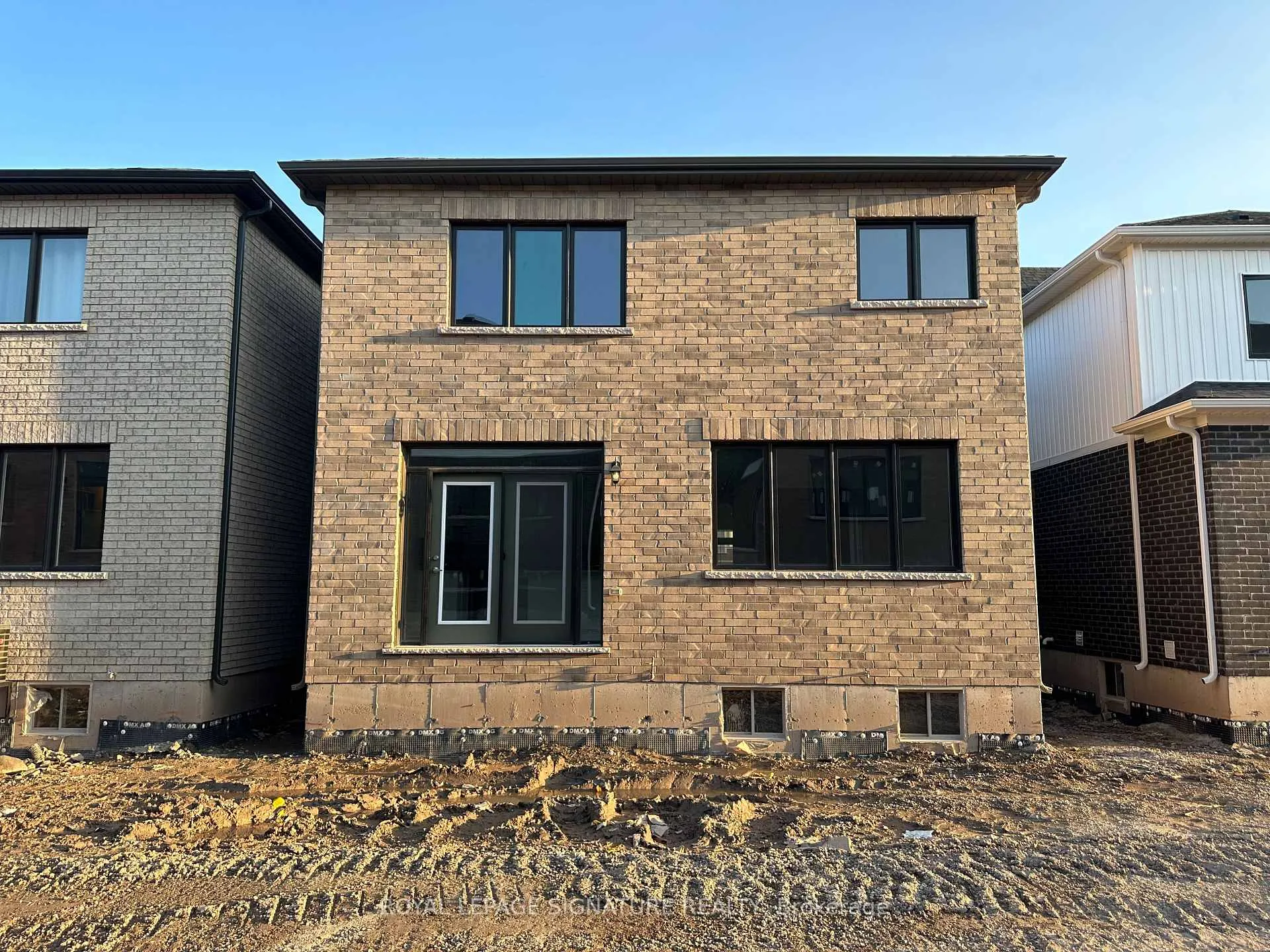Photo 39 of 298 Forks Road, Welland, Dain City — HOMEH