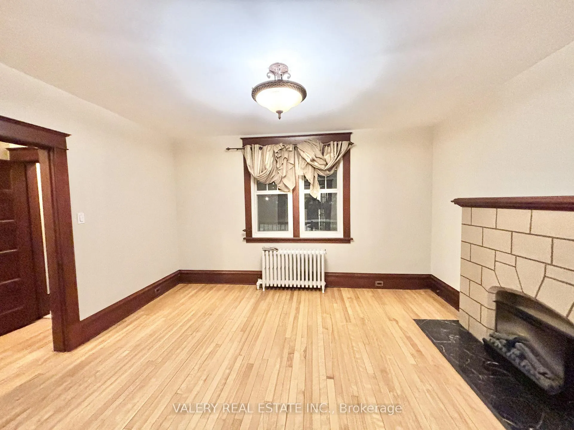 Photo 3 of Unit 1, 81 Heney Street, Ottawa, Lower Town — HOMEH