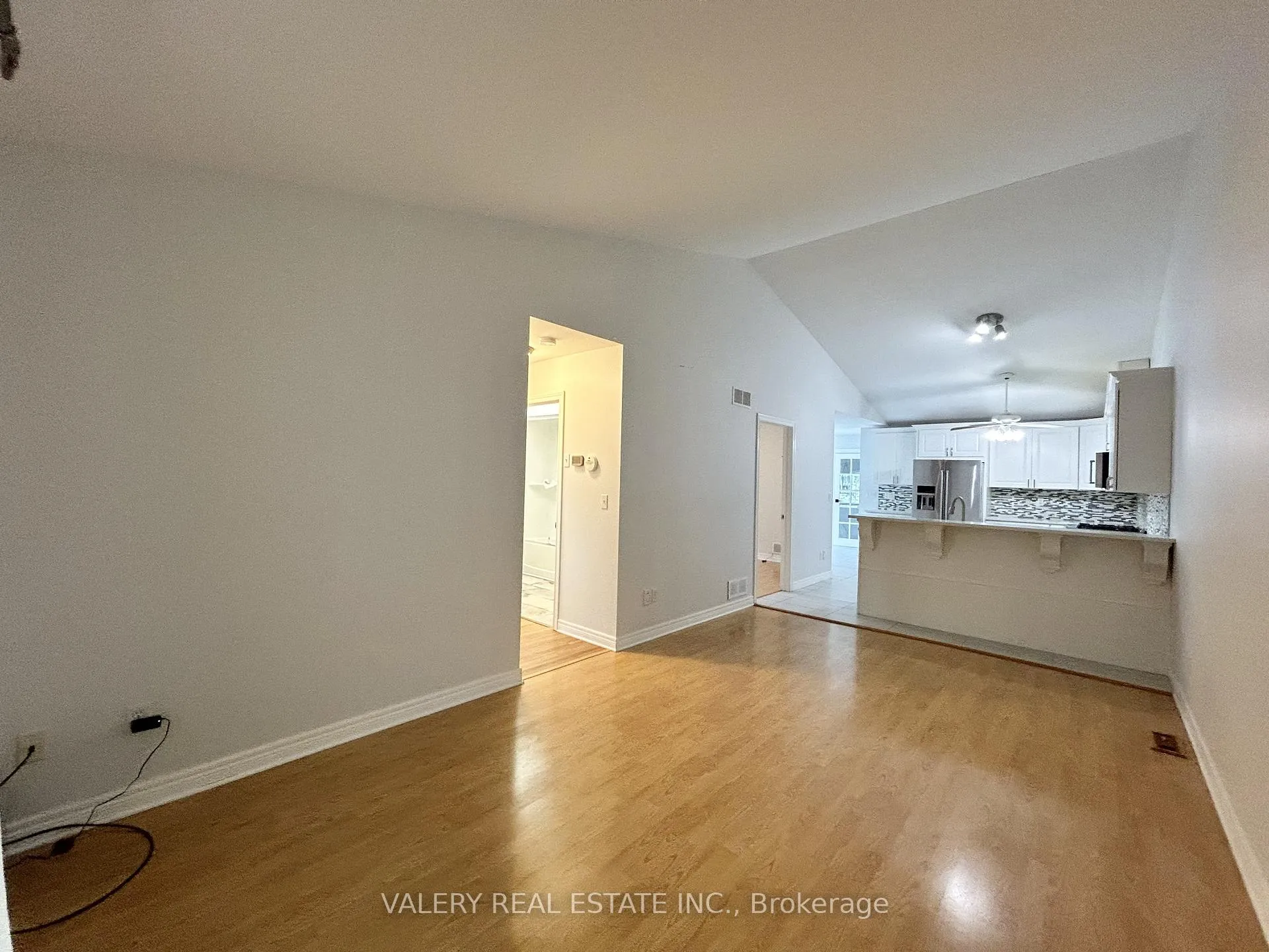 Photo 7 of Unit 3, 1559 Chateau Avenue, Tecumseh — HOMEH