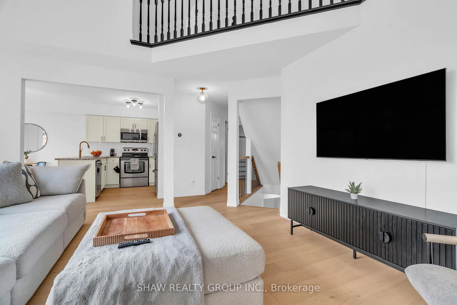 Photo 12 of 9 Gaw Crescent, Guelph, Pineridge/Westminster Woods — HOMEH