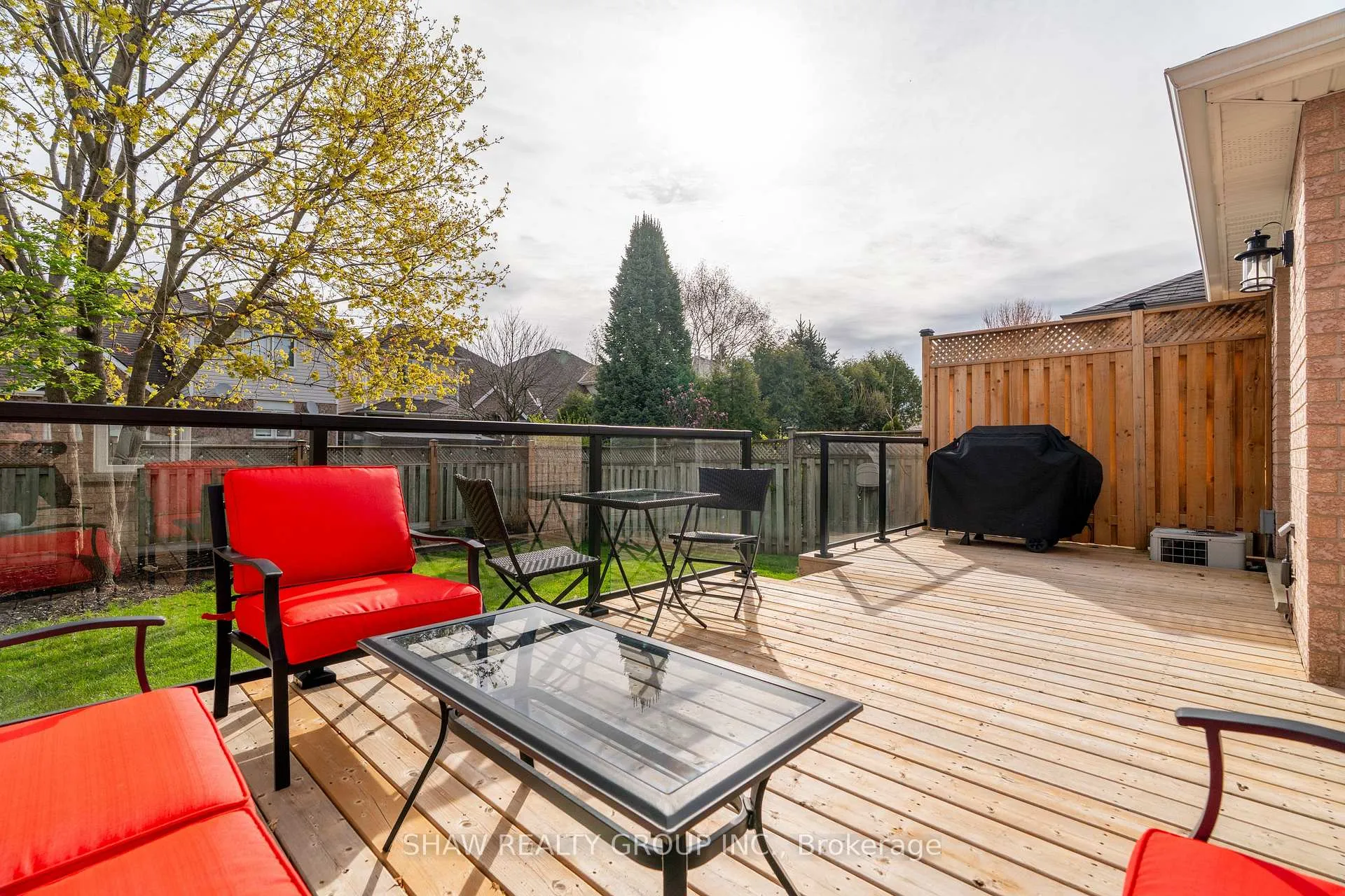 Photo 38 of 9 Gaw Crescent, Guelph, Pineridge/Westminster Woods — HOMEH