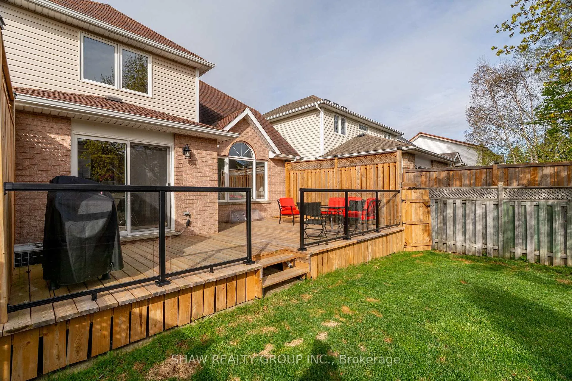 Photo 39 of 9 Gaw Crescent, Guelph, Pineridge/Westminster Woods — HOMEH