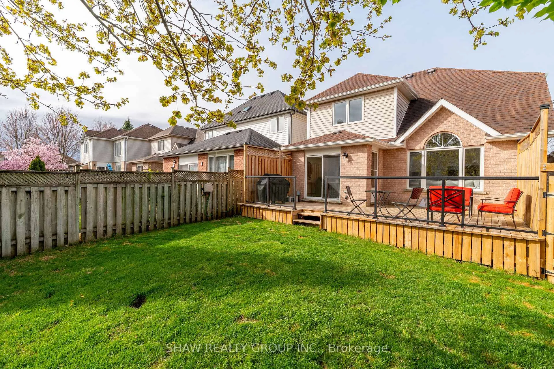 Photo 44 of 9 Gaw Crescent, Guelph, Pineridge/Westminster Woods — HOMEH