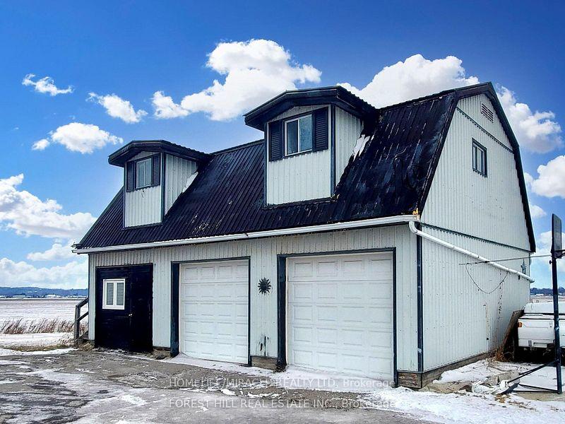 Photo 2 of Unit C, 130 Davis Road, King, Rural King — HOMEH