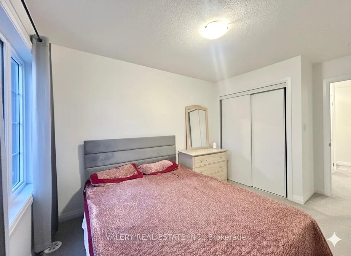 Photo 19 of Unit 90, Norwich Cres, Haldimand — HOMEH
