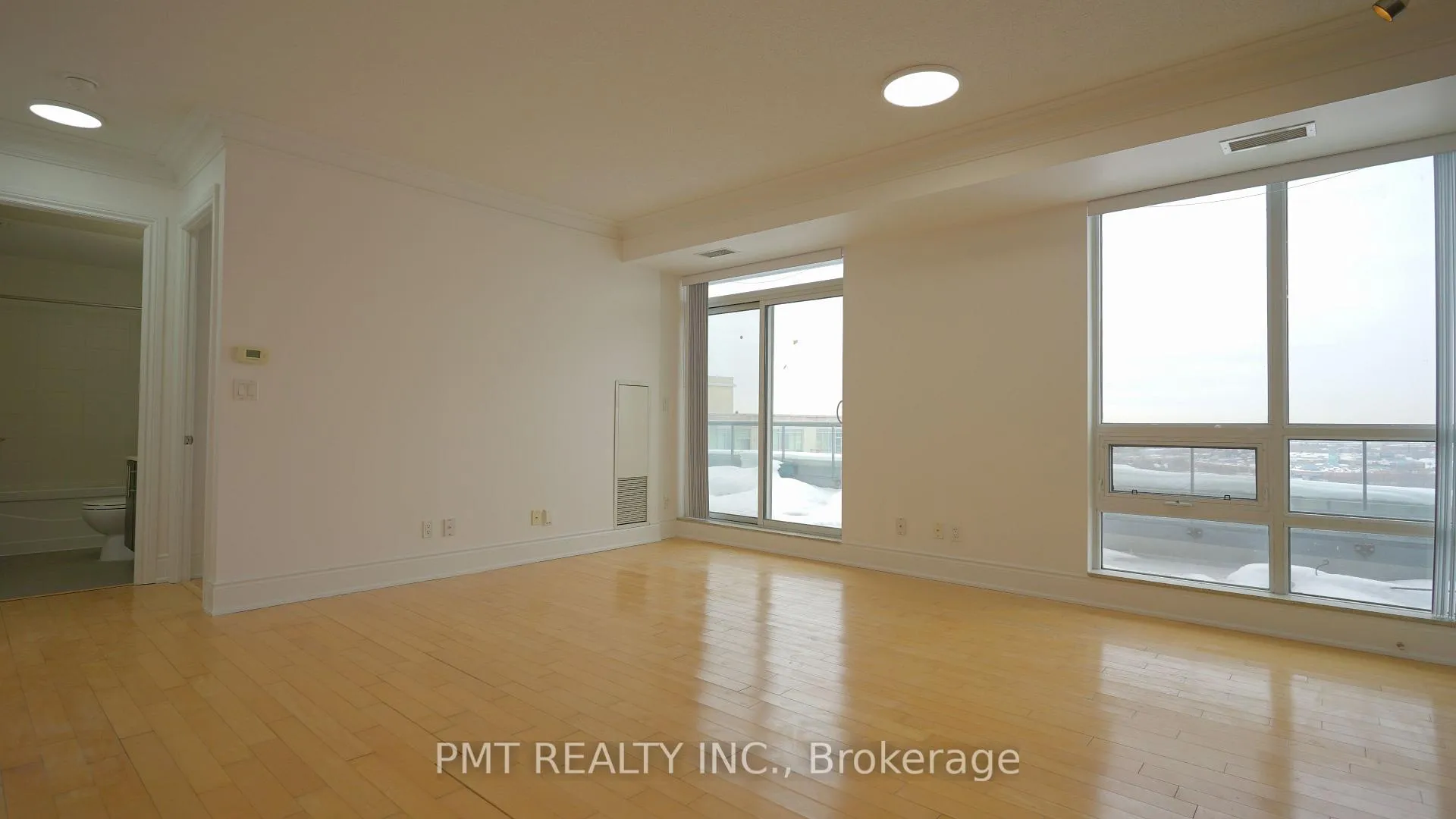 Photo 2 of Unit LPH1, 60 South Town Centre Boulevard, Markham, Unionville — HOMEH