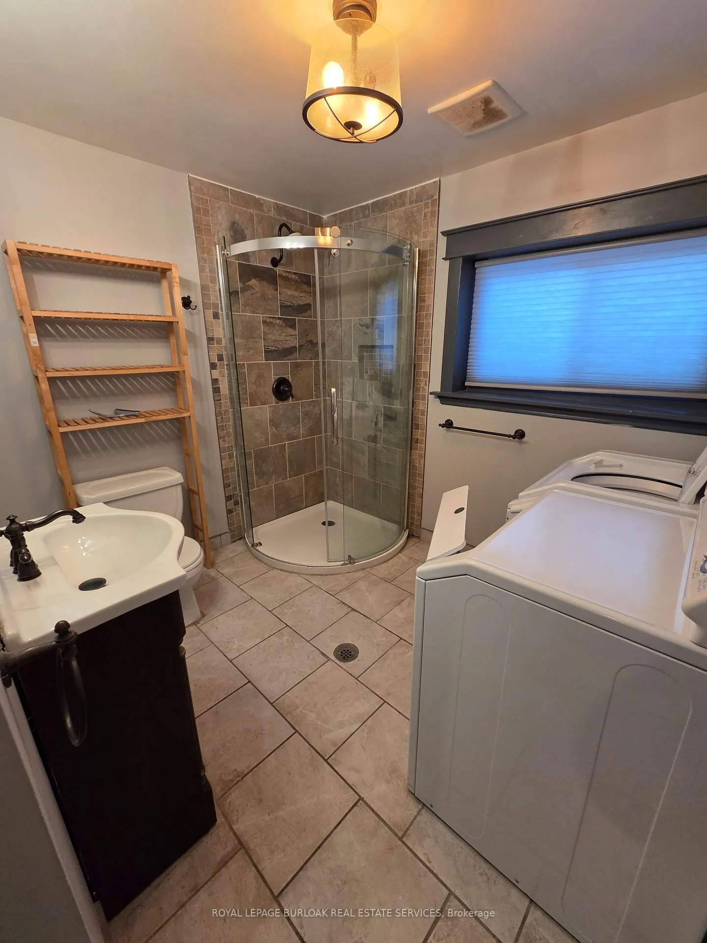 Photo 15 of Unit 1, 16 Cedar Avenue, Hamilton, St. Clair — HOMEH