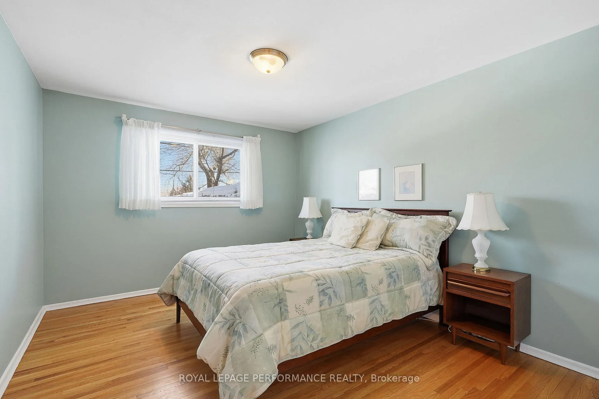 Photo 15 of 2266 Fife Crescent, Ottawa, Elmvale Acres — HOMEH