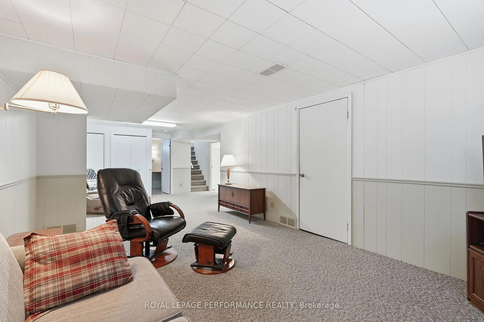 Photo 18 of 2266 Fife Crescent, Ottawa, Elmvale Acres — HOMEH