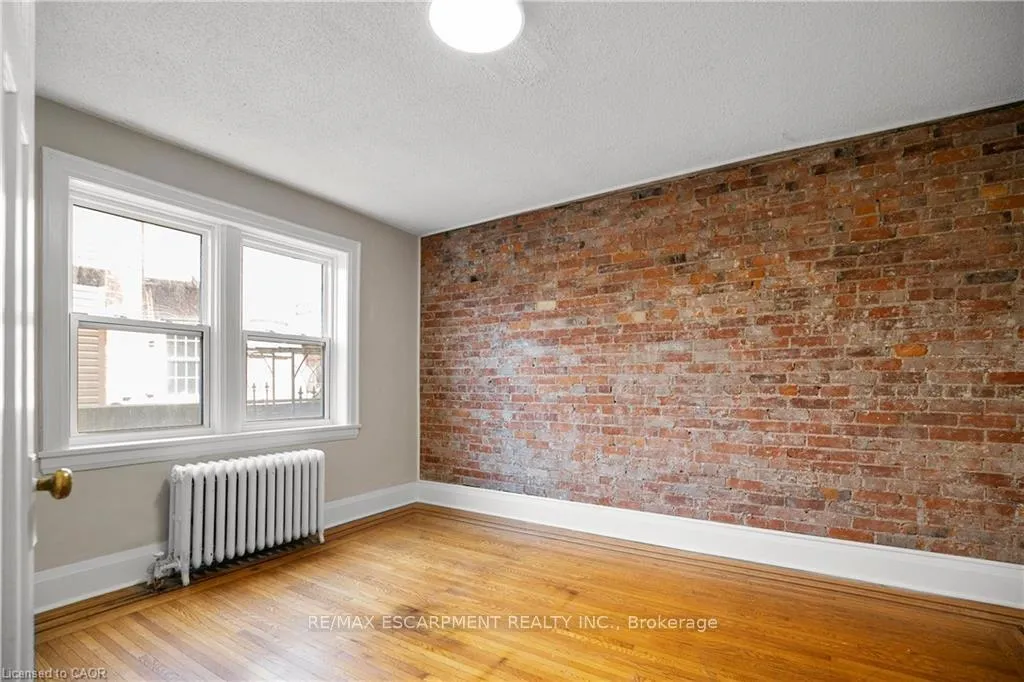 Photo 12 of Unit 7, 316 Aberdeen Avenue, Hamilton, Kirkendall — HOMEH