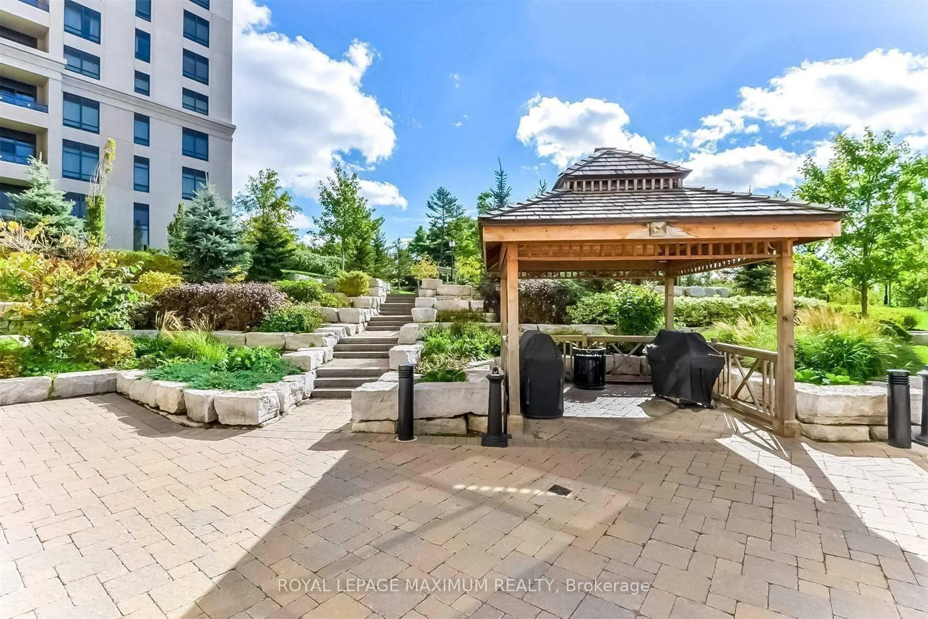 Photo 19 of Unit 907, 9235 Jane Street, Vaughan, Maple — HOMEH
