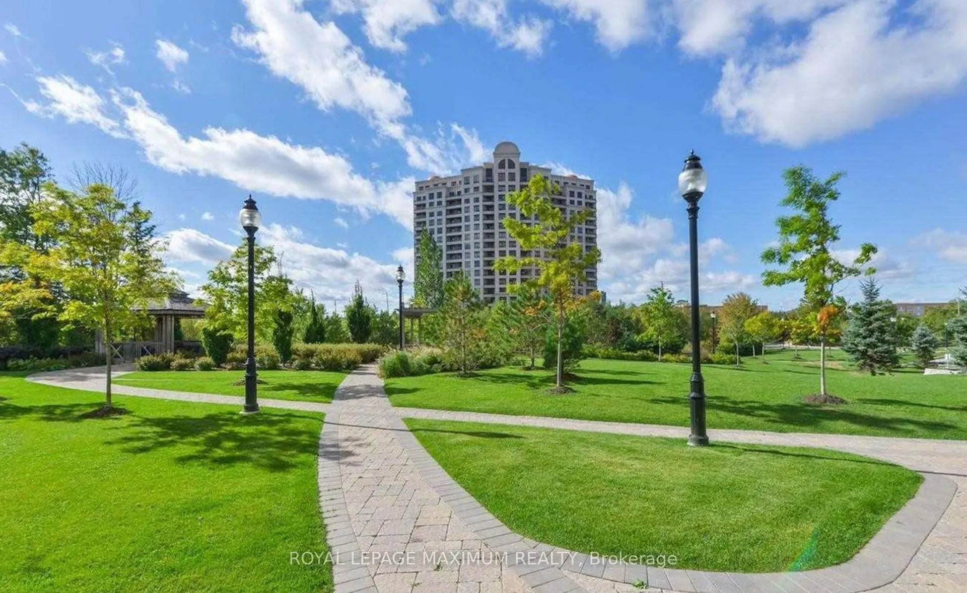 Photo 25 of Unit 907, 9235 Jane Street, Vaughan, Maple — HOMEH
