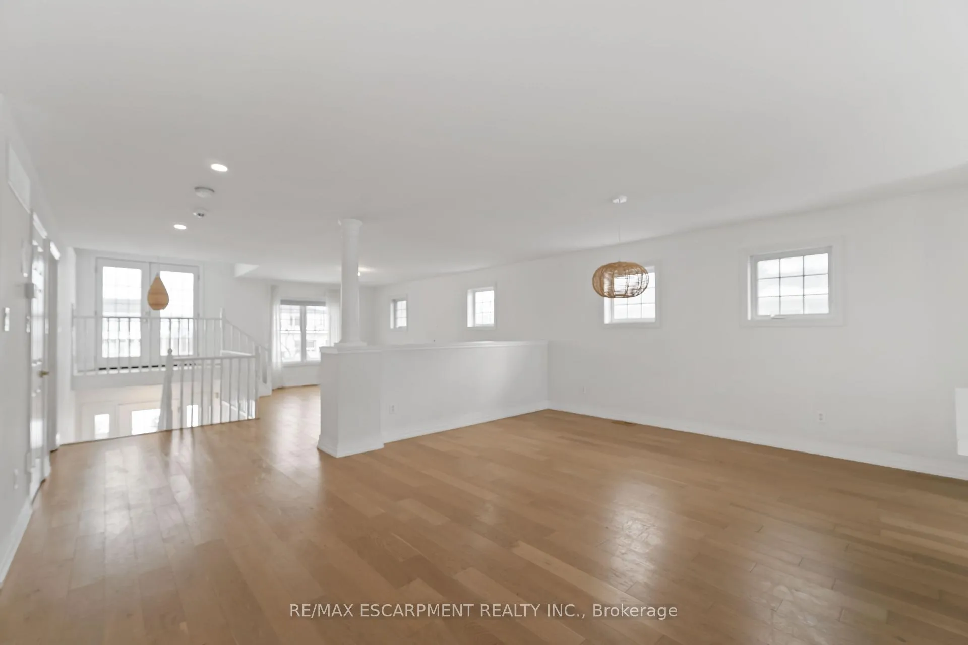 Photo 12 of 1056 Beach Boulevard, Hamilton, Hamilton Beach — HOMEH