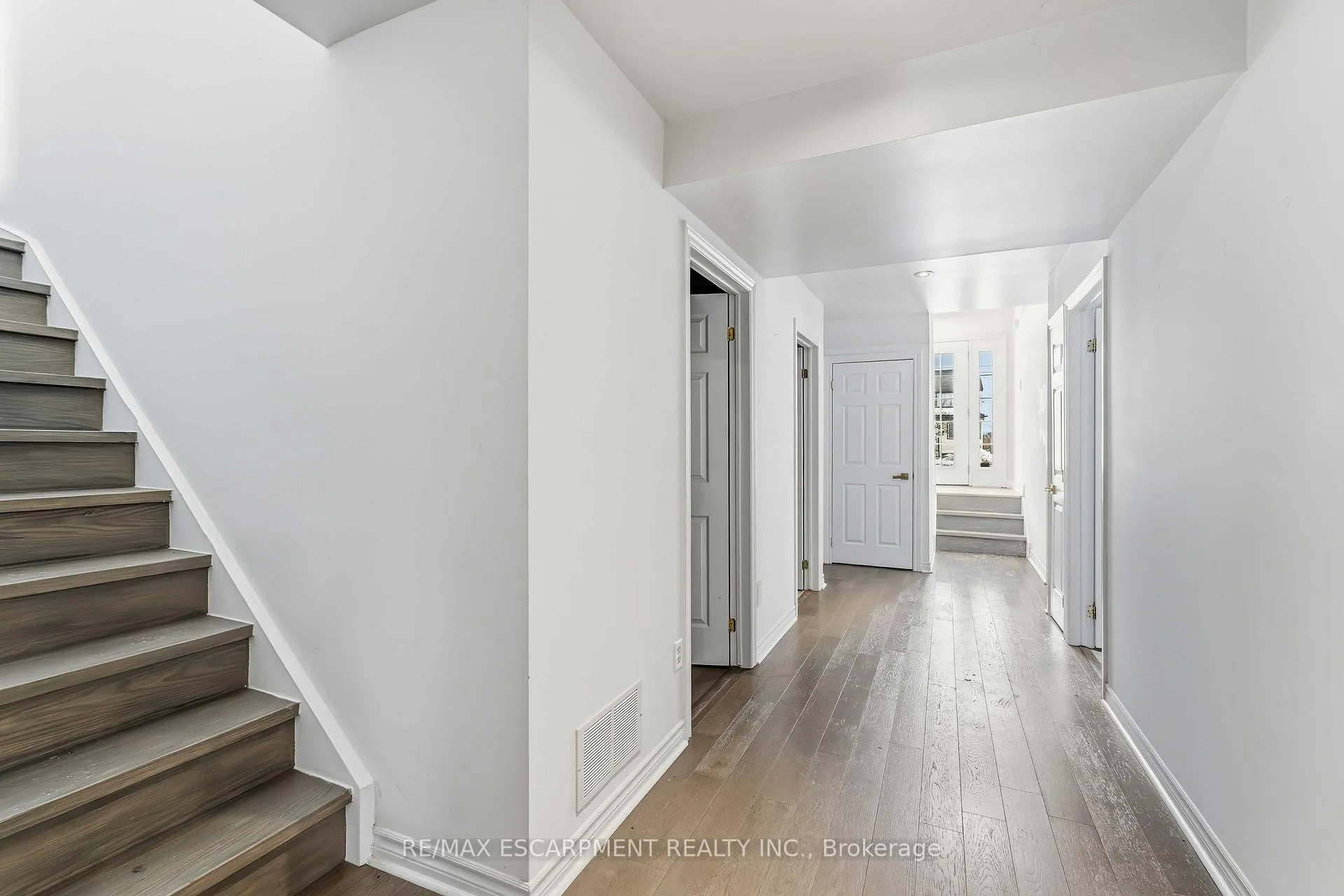 Photo 20 of 1056 Beach Boulevard, Hamilton, Hamilton Beach — HOMEH