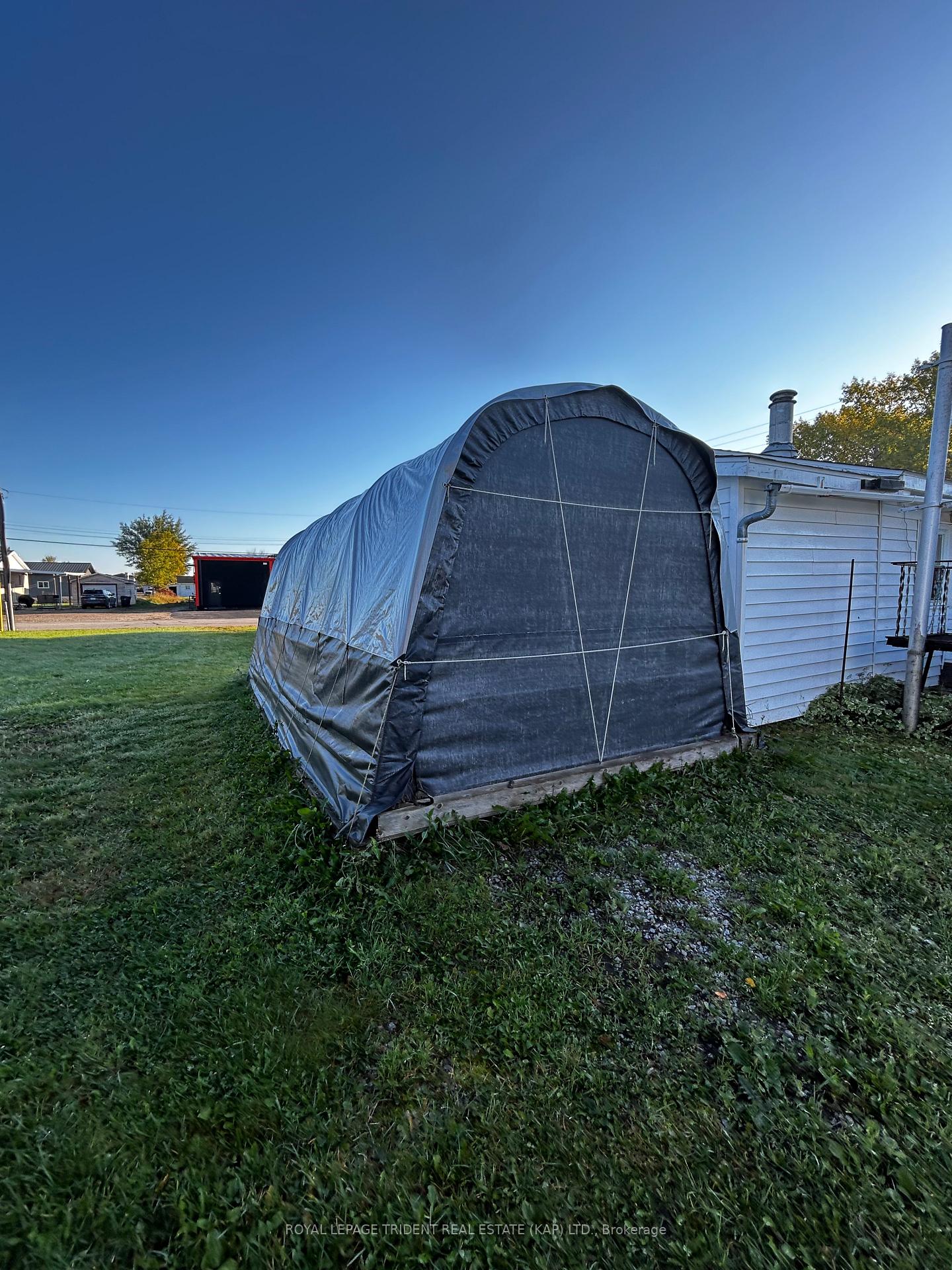 Photo 11 of 3 De L'Eglise Avenue, Kapuskasing — HOMEH