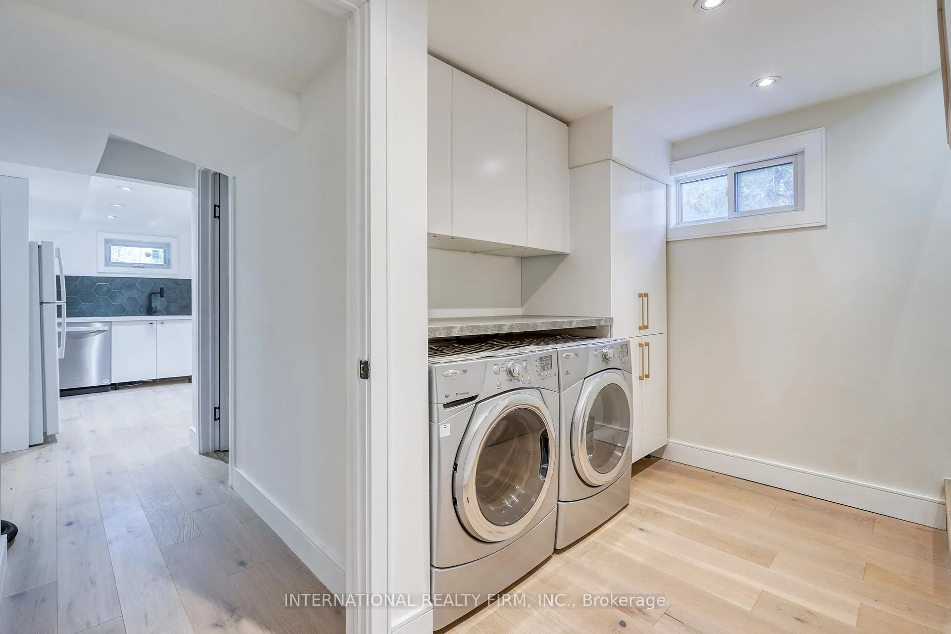 Photo 16 of 16 Paragon Road, Etobicoke, Kingsview Village-The Westway — HOMEH