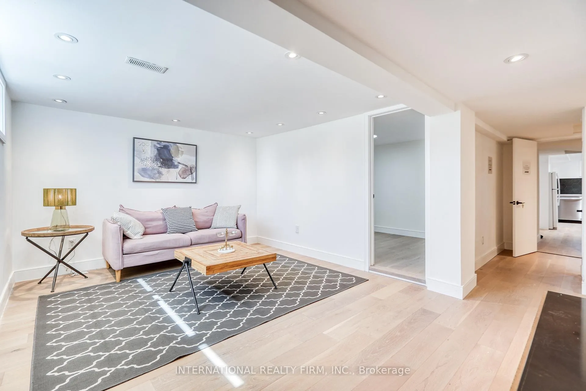 Photo 18 of 16 Paragon Road, Etobicoke, Kingsview Village-The Westway — HOMEH