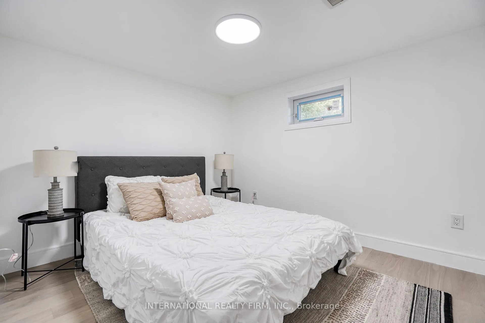 Photo 22 of 16 Paragon Road, Etobicoke, Kingsview Village-The Westway — HOMEH