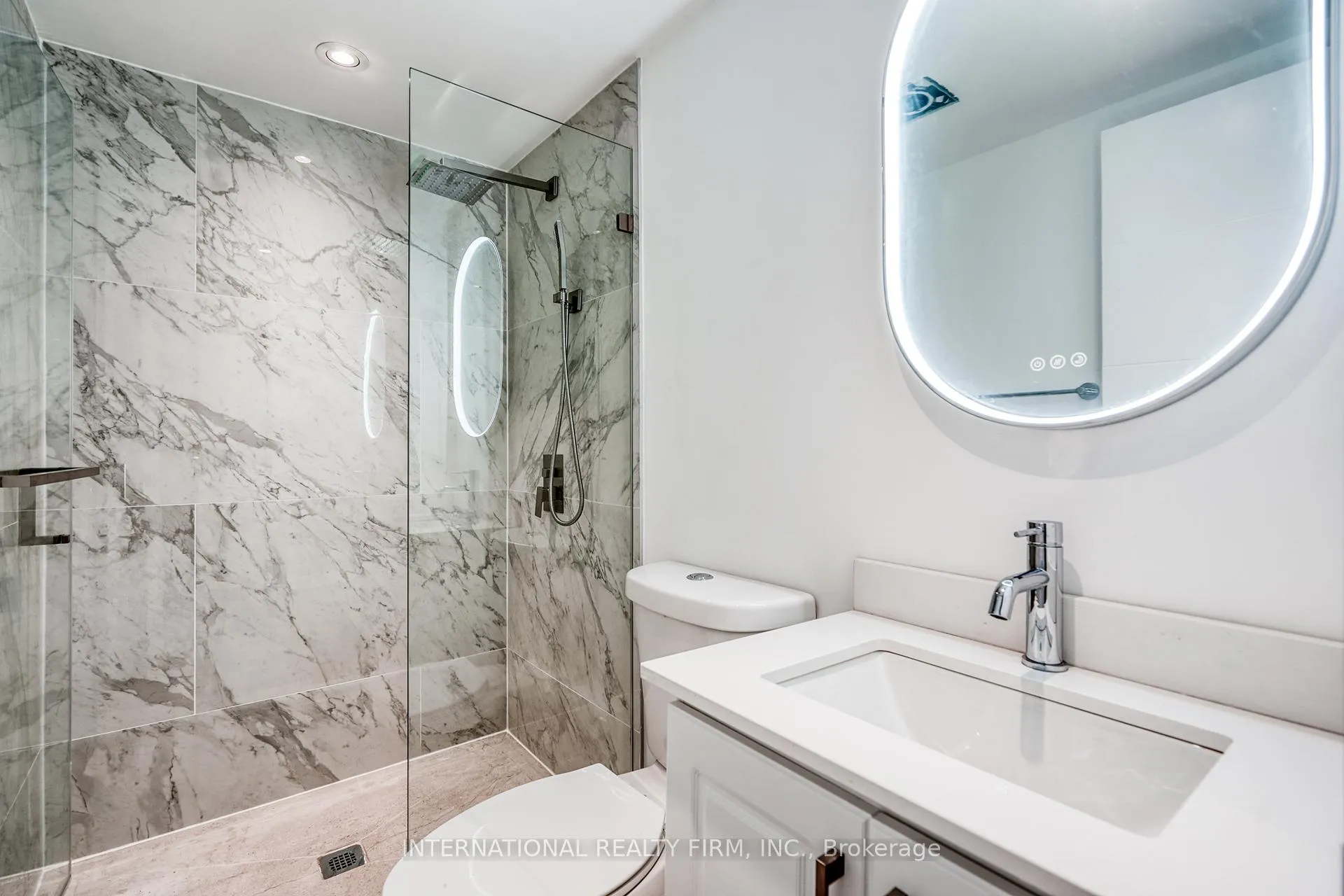Photo 25 of 16 Paragon Road, Etobicoke, Kingsview Village-The Westway — HOMEH